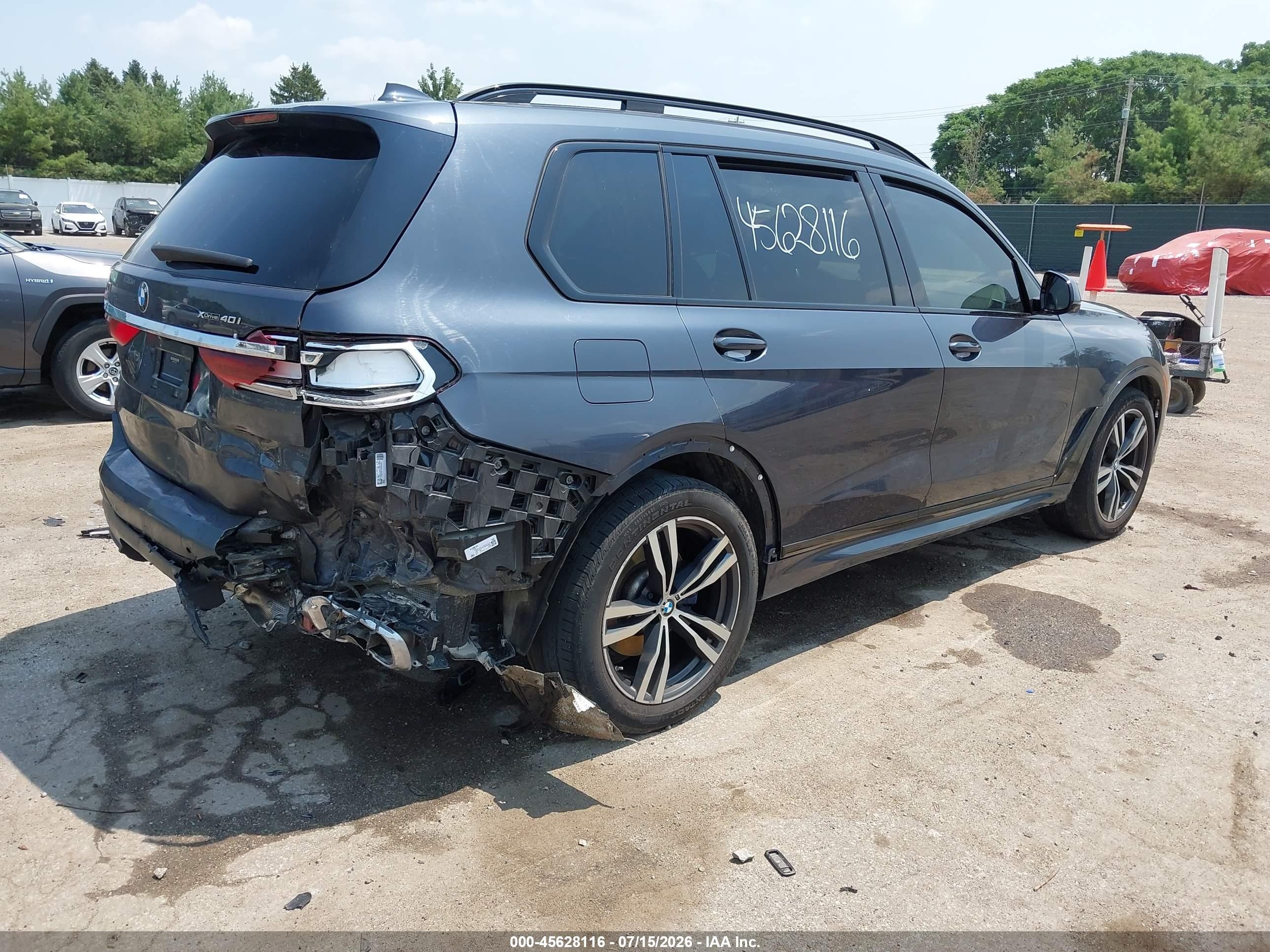 2020 BMW X7 VIN 5UXCW2C04L0E74316 IAAI salvage auction — Rear End, Salvage (Indiana), sold $18,700 on 2026-08-25 (photo 4)
