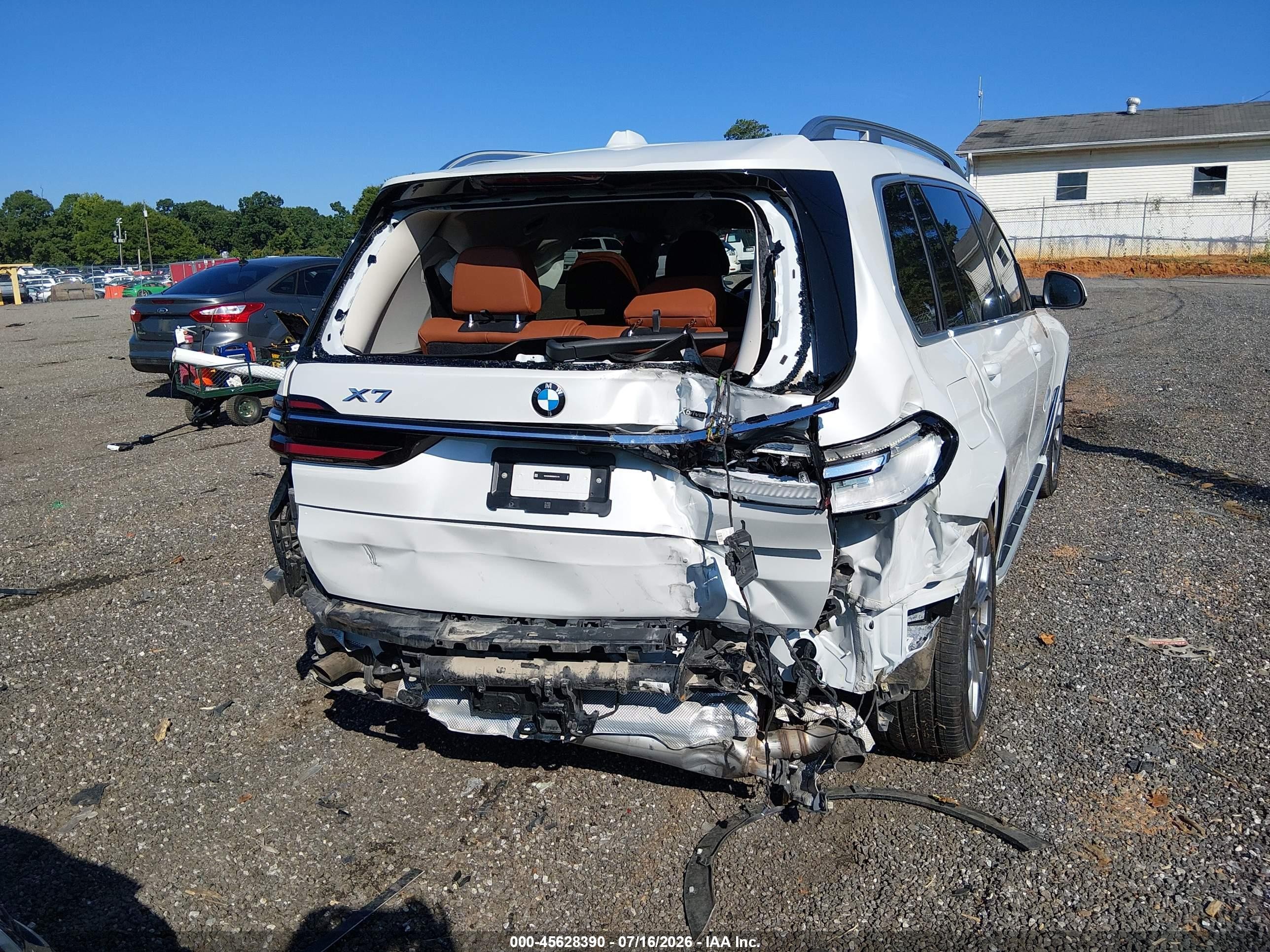2024 BMW X7 VIN 5UX23EM0XR9V51115 IAAI salvage auction — Rear End, Clear (South Carolina), sold $29,000 on 2026-09-11 (photo 6)