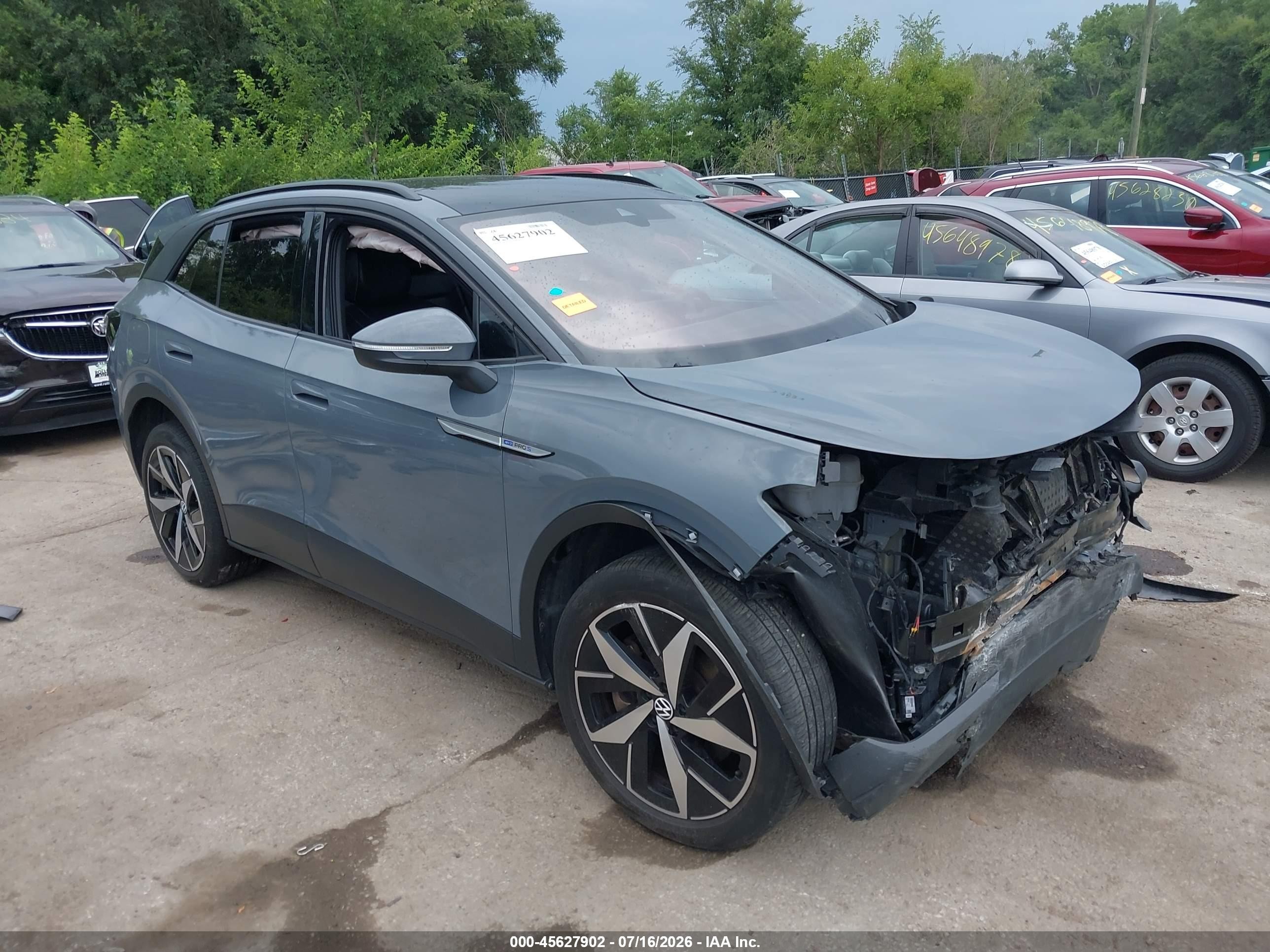 2023 Volkswagen ID.4 VIN 1V2WNPE82PC045483 — IAAI salvage auction photo