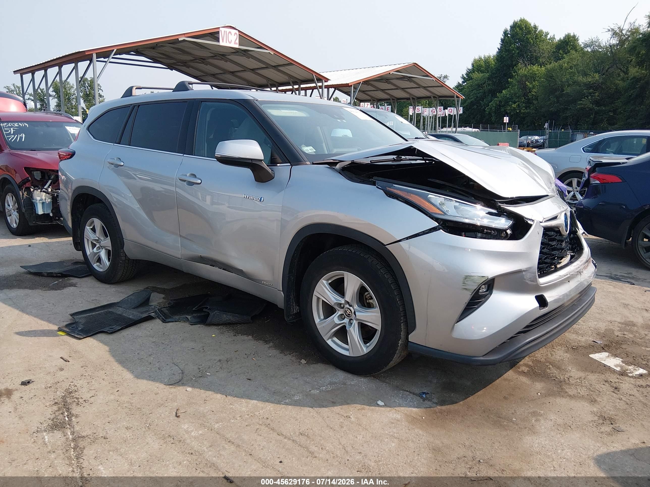 2020 Toyota Highlander Hybrid VIN 5TDBBRCH7LS512249 — IAAI salvage auction photo