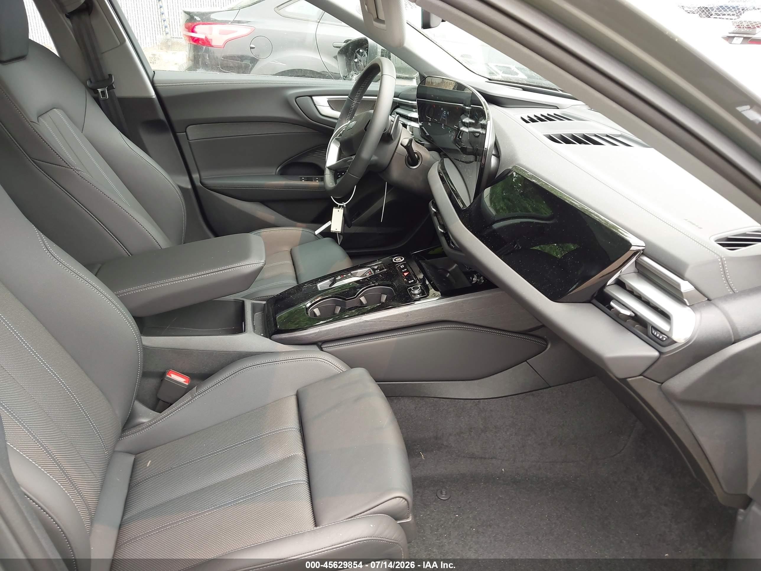 2025 Audi A5 VIN WAU2BCFUXSN054777 IAAI salvage auction — Top/Roof, Mv-907A (New York), sold $23,200 on 2026-08-27 (photo 5)