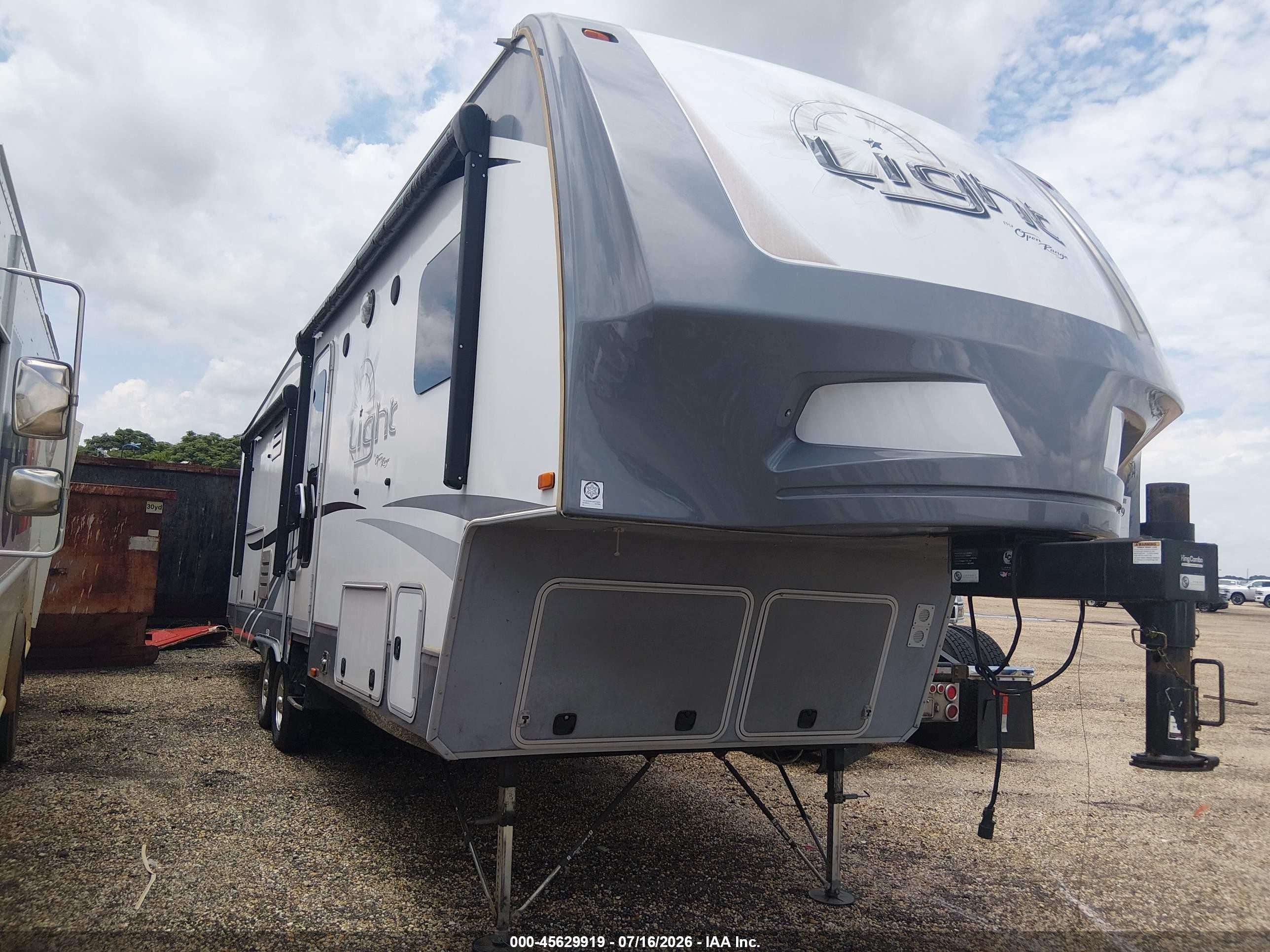 2017 Highland Ridge Light By Open Range VIN 58TFX3525H3029646 IAAI salvage auction — Rear End, Salvage (Tennessee), sold $50 on 2026-09-29 (photo 1)