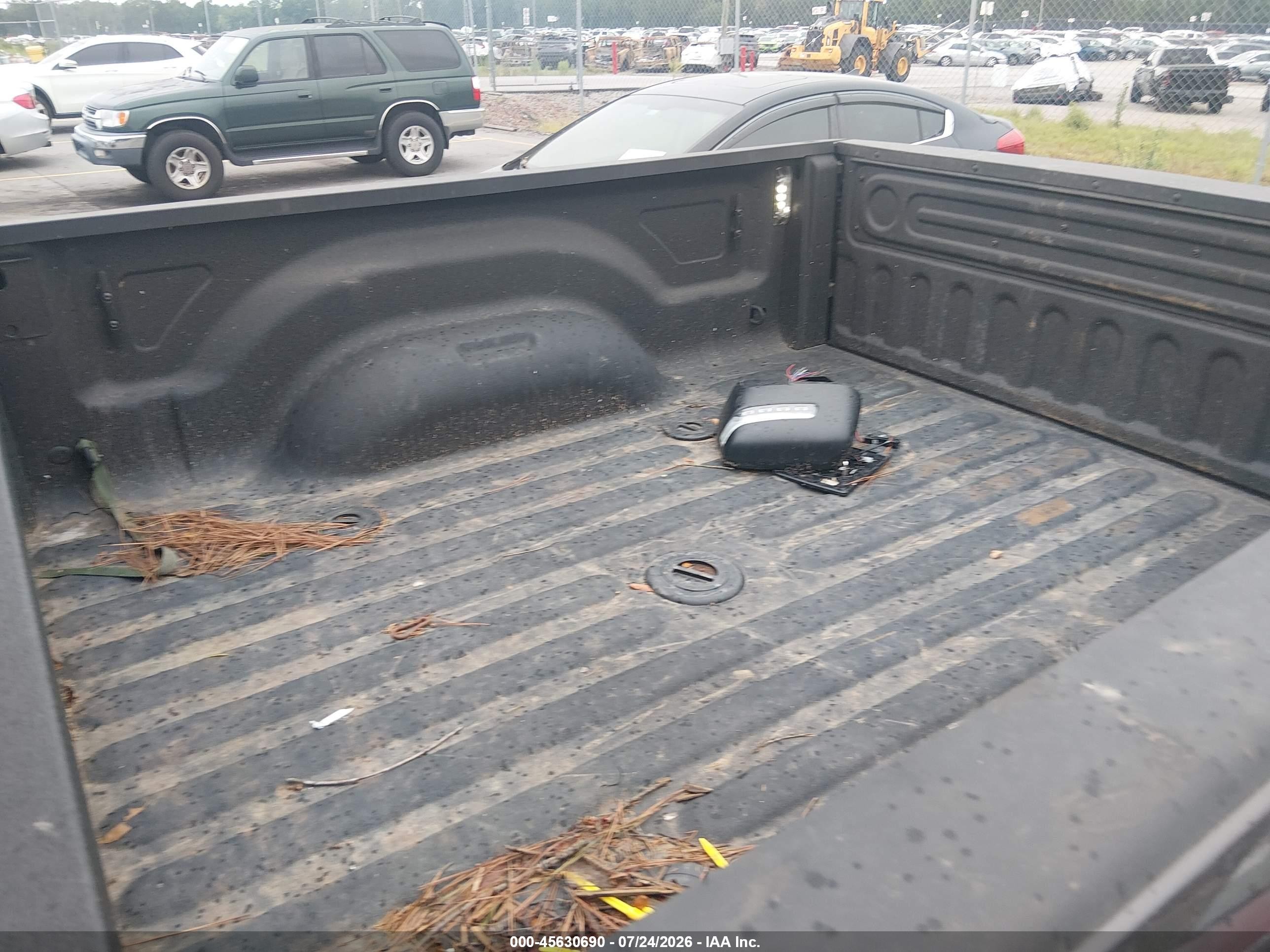 2026 Ram 2500 VIN 3C63R5FLXTG193024 IAAI salvage auction — Front End, Clear (South Carolina), sold $33,500 on 2026-09-15 (photo 6)