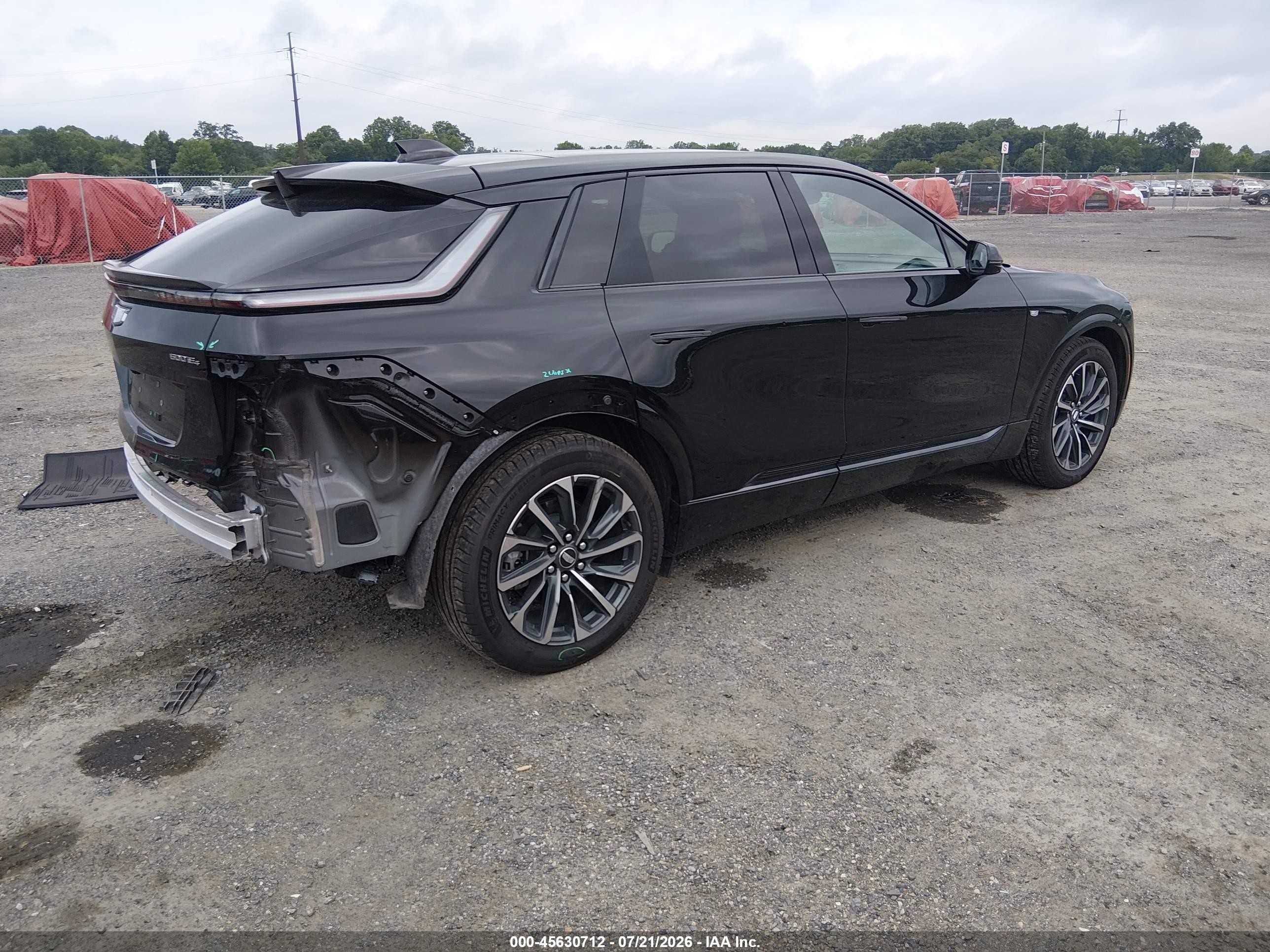 2025 Cadillac LYRIQ VIN 1GYKPURL4SZ300416 IAAI salvage auction — Rear End, Salvage - 75% Or Less (Maryland), sold $19,700 on 2026-09-11 (photo 4)