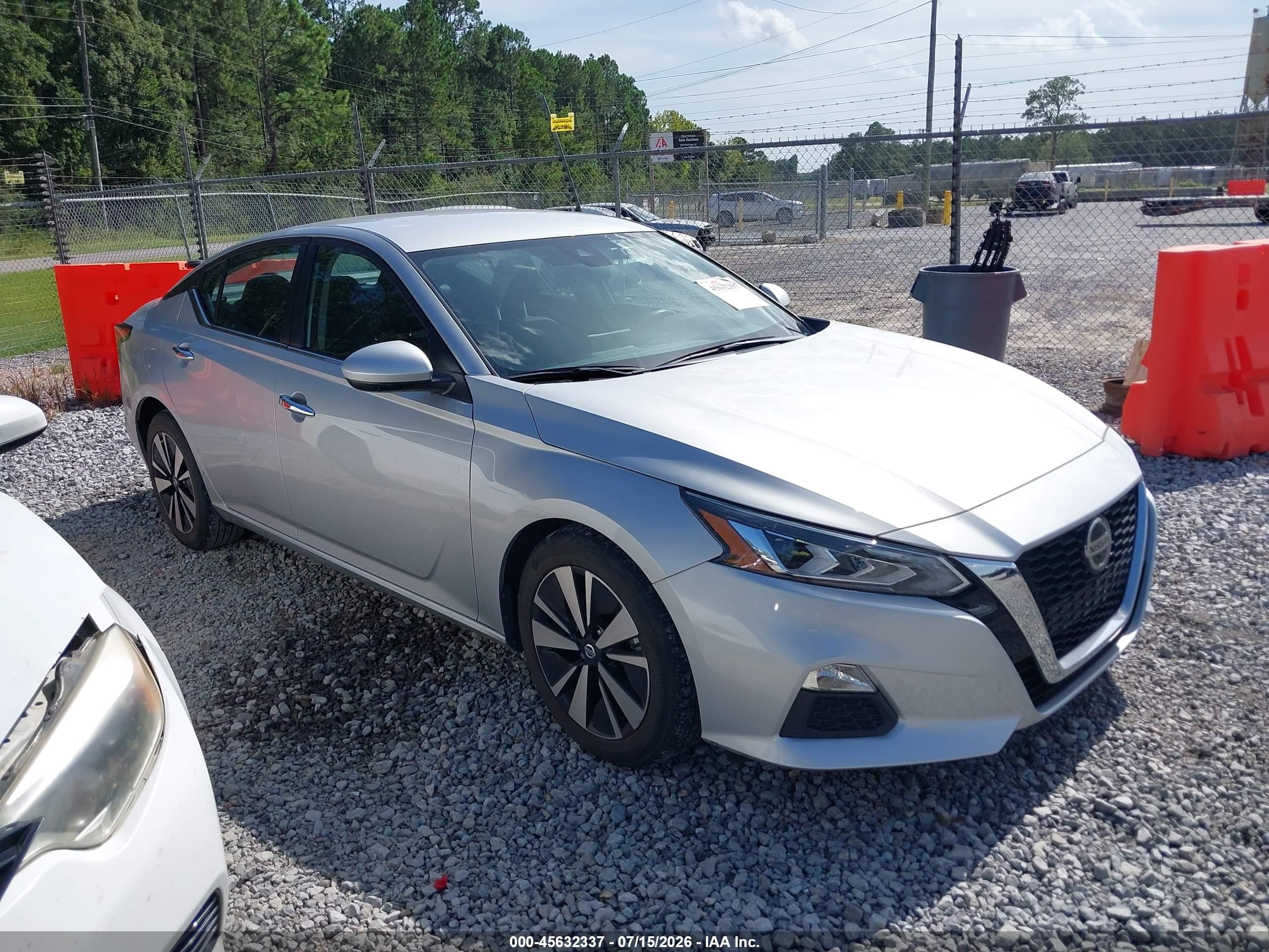 2022 Nissan Altima VIN 1N4BL4DV7NN406693 — IAAI salvage auction photo