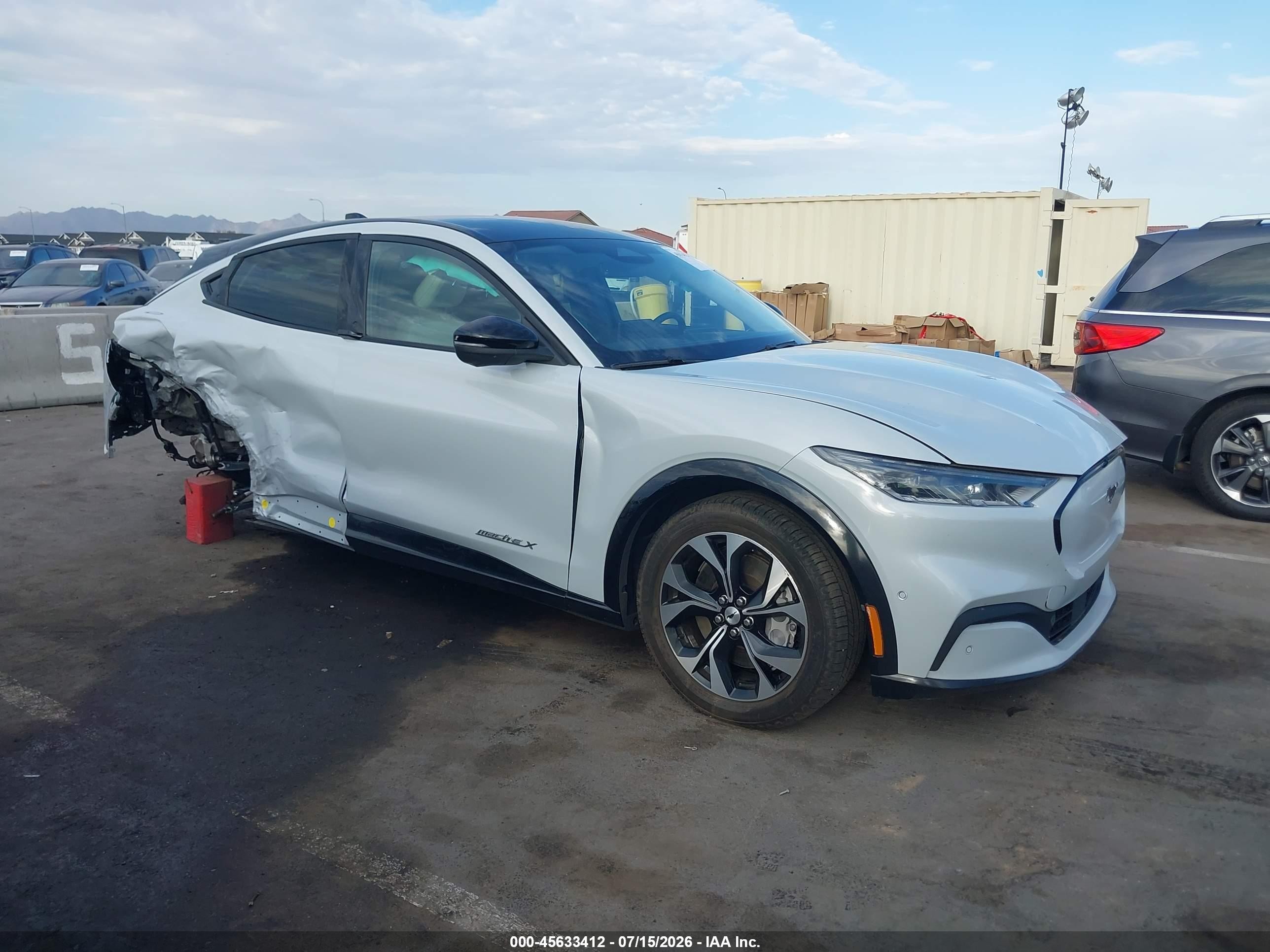 2022 Ford Mustang Mach-E VIN 3FMTK3R79NMA31210 — IAAI salvage auction photo