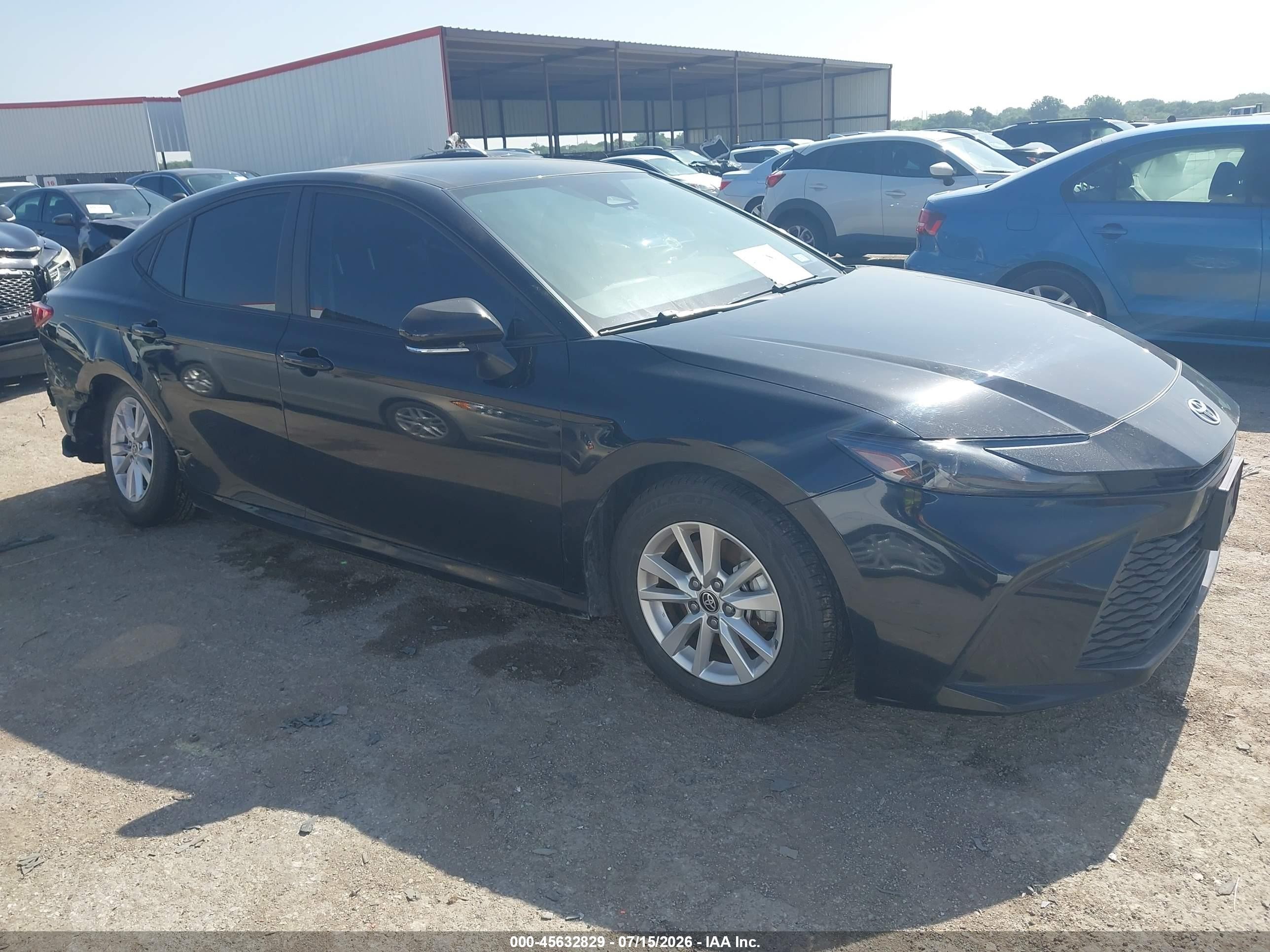 2025 Toyota Camry VIN 4T1DAACK4SU135636 — IAAI salvage auction photo