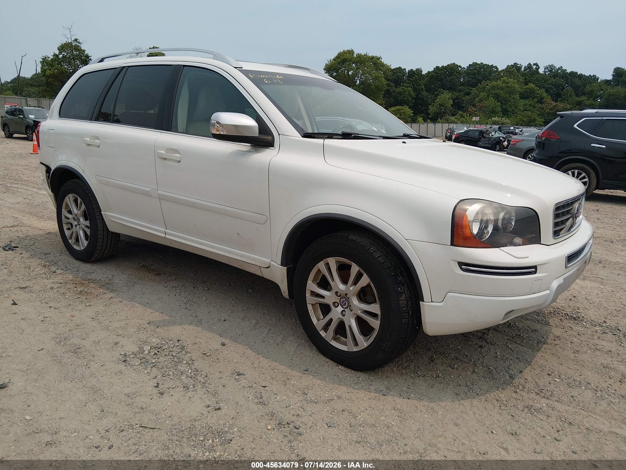 2013 Volvo XC90 VIN YV4952CZ6D1651189 IAAI salvage auction — Rear End, Salvage (New Jersey), sold $1,350 on 2026-09-13 (photo 1)
