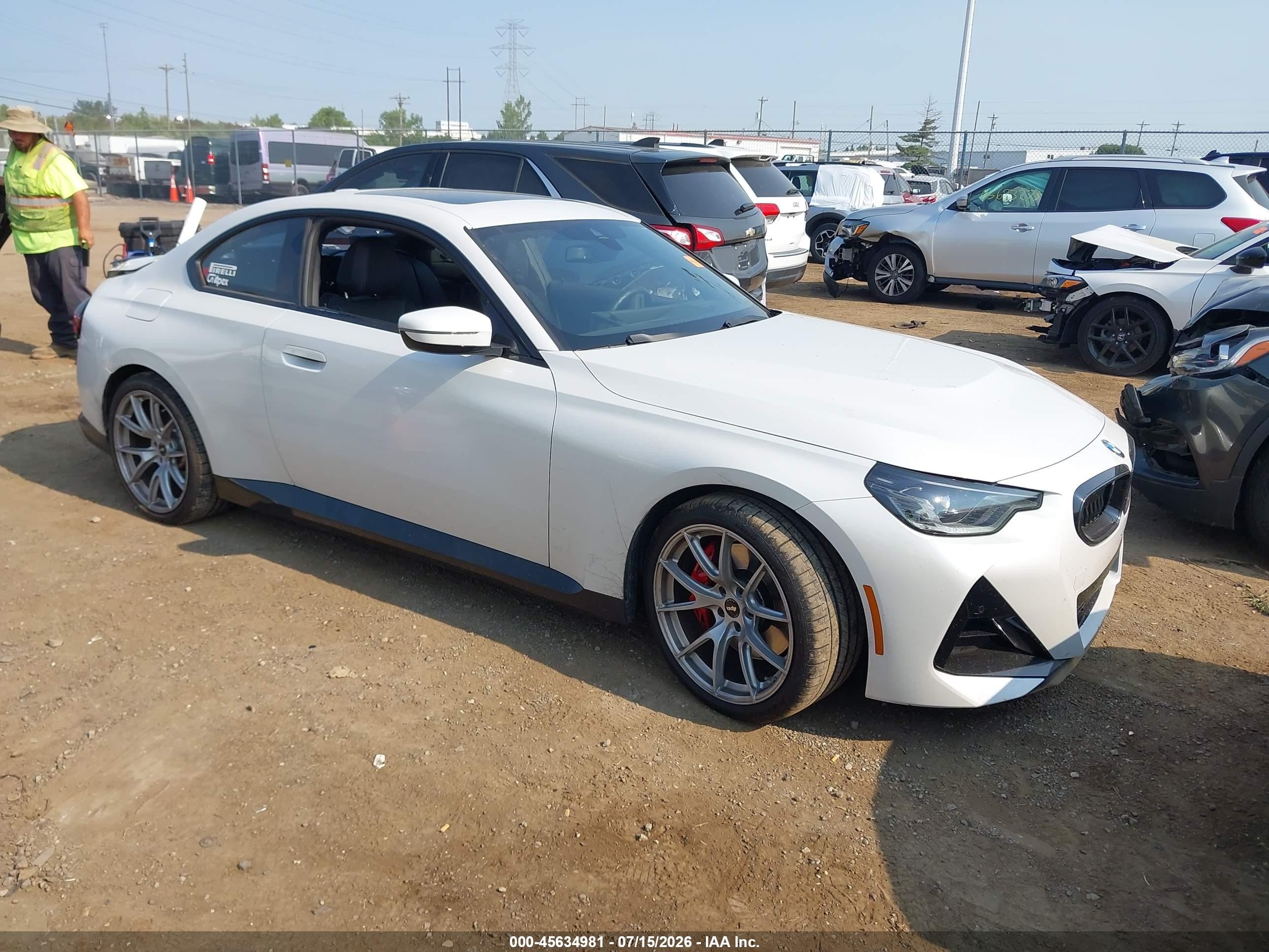 2023 BMW 2 Series VIN 3MW33CM03P8C95205 — IAAI salvage auction photo