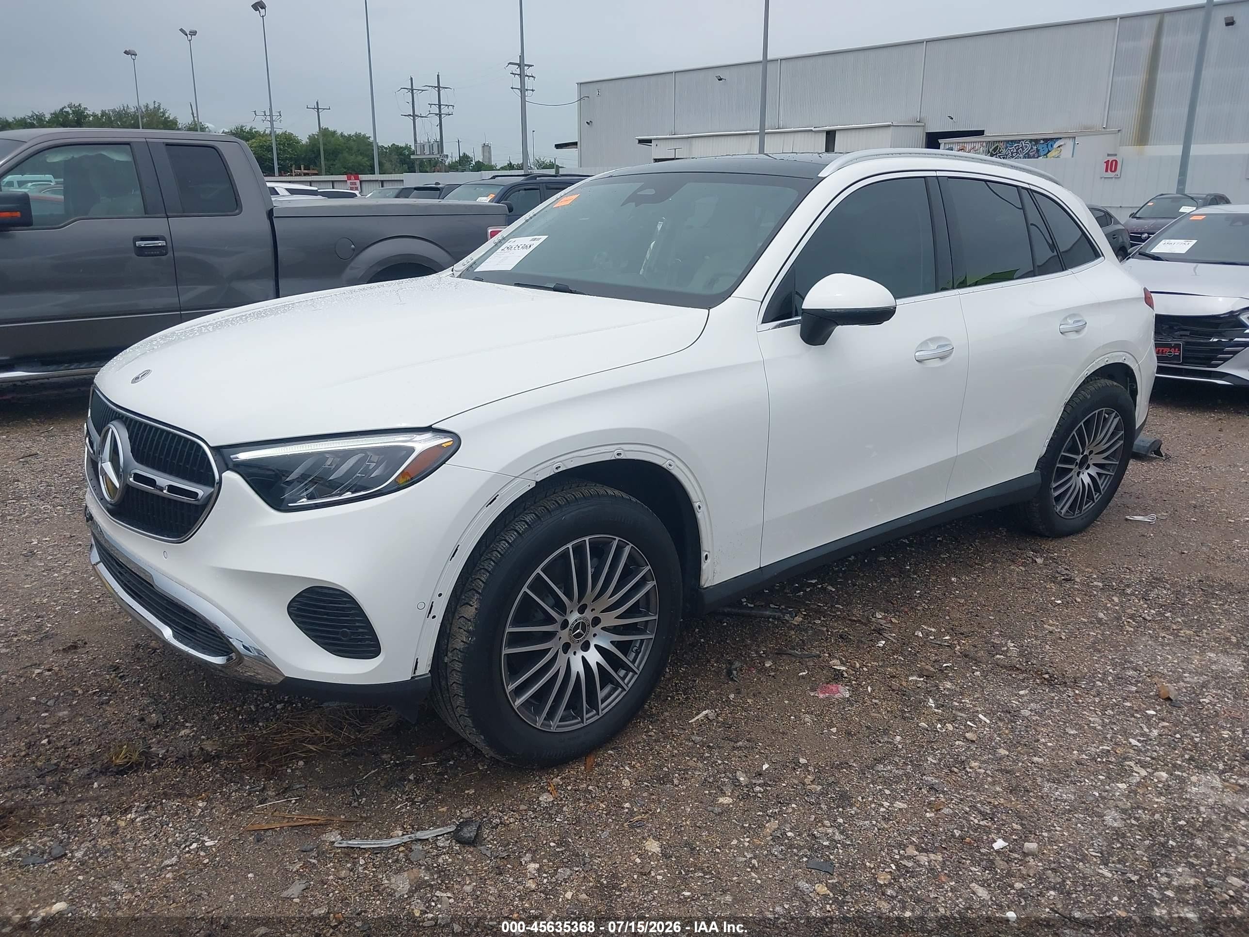 2025 Mercedes-Benz GLC-Class VIN W1NKM4GB5SF398875 IAAI salvage auction — Side, Original (Texas), sold $21,100 on 2026-09-12 (photo 2)