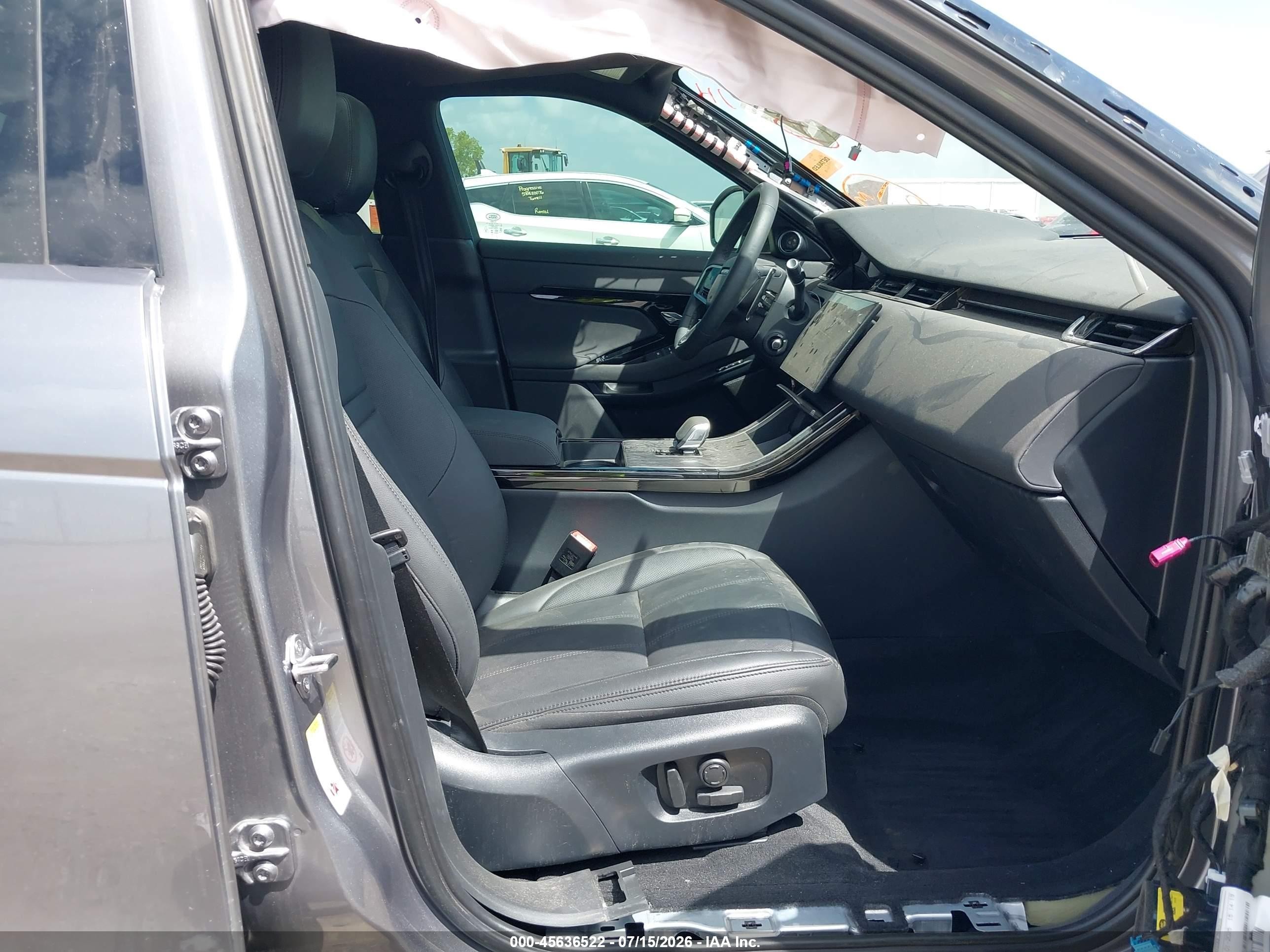2026 Land rover Range rover evoque VIN SALZJ2FX1TH290400 IAAI salvage auction — Front End, Original (Texas), sold $14,600 on 2026-09-12 (photo 5)