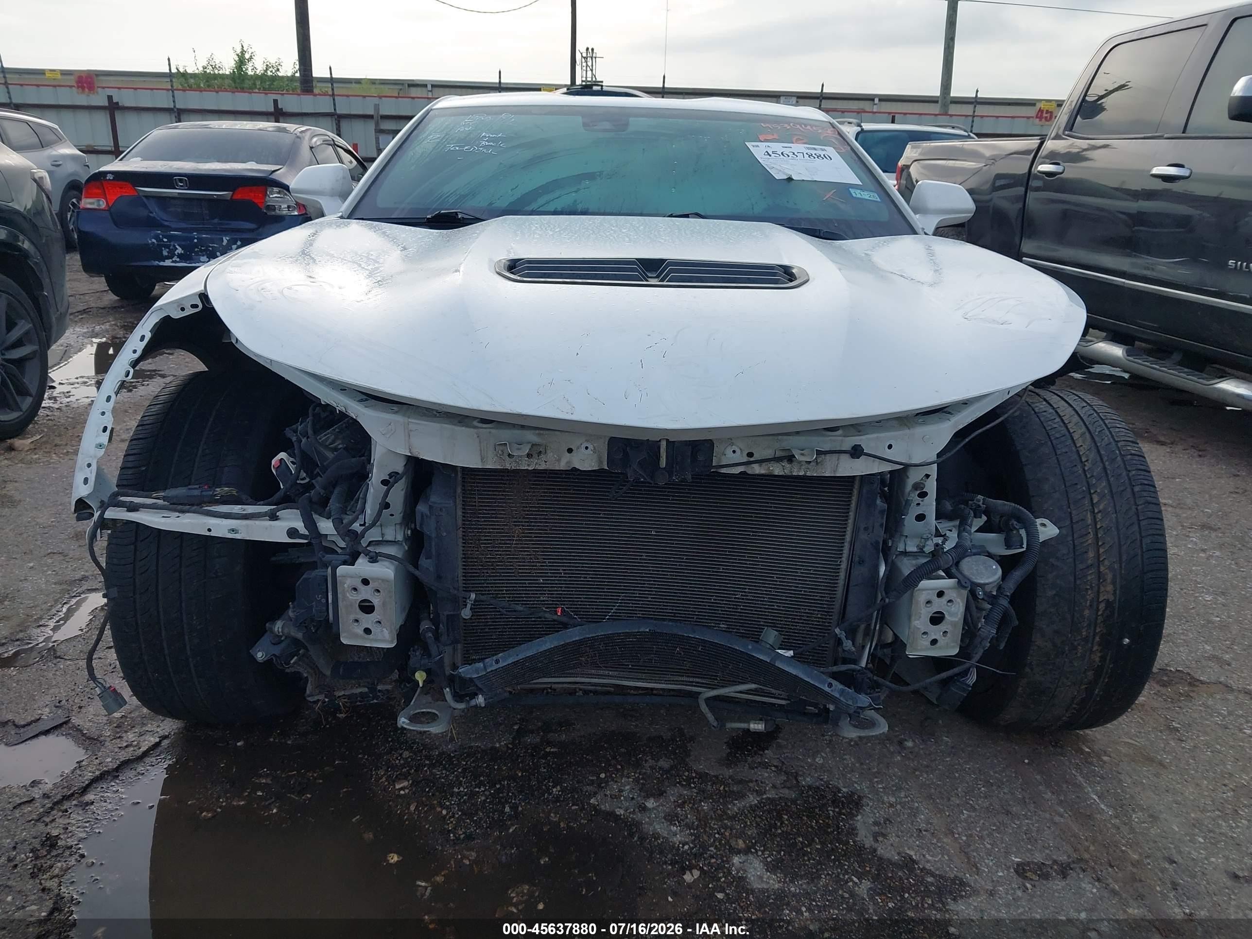 2019 Chevrolet Camaro VIN 1G1FH1R76K0103282 IAAI salvage auction — Front & Rear, Original (Texas), sold $8,400 on 2026-09-24 (photo 6)