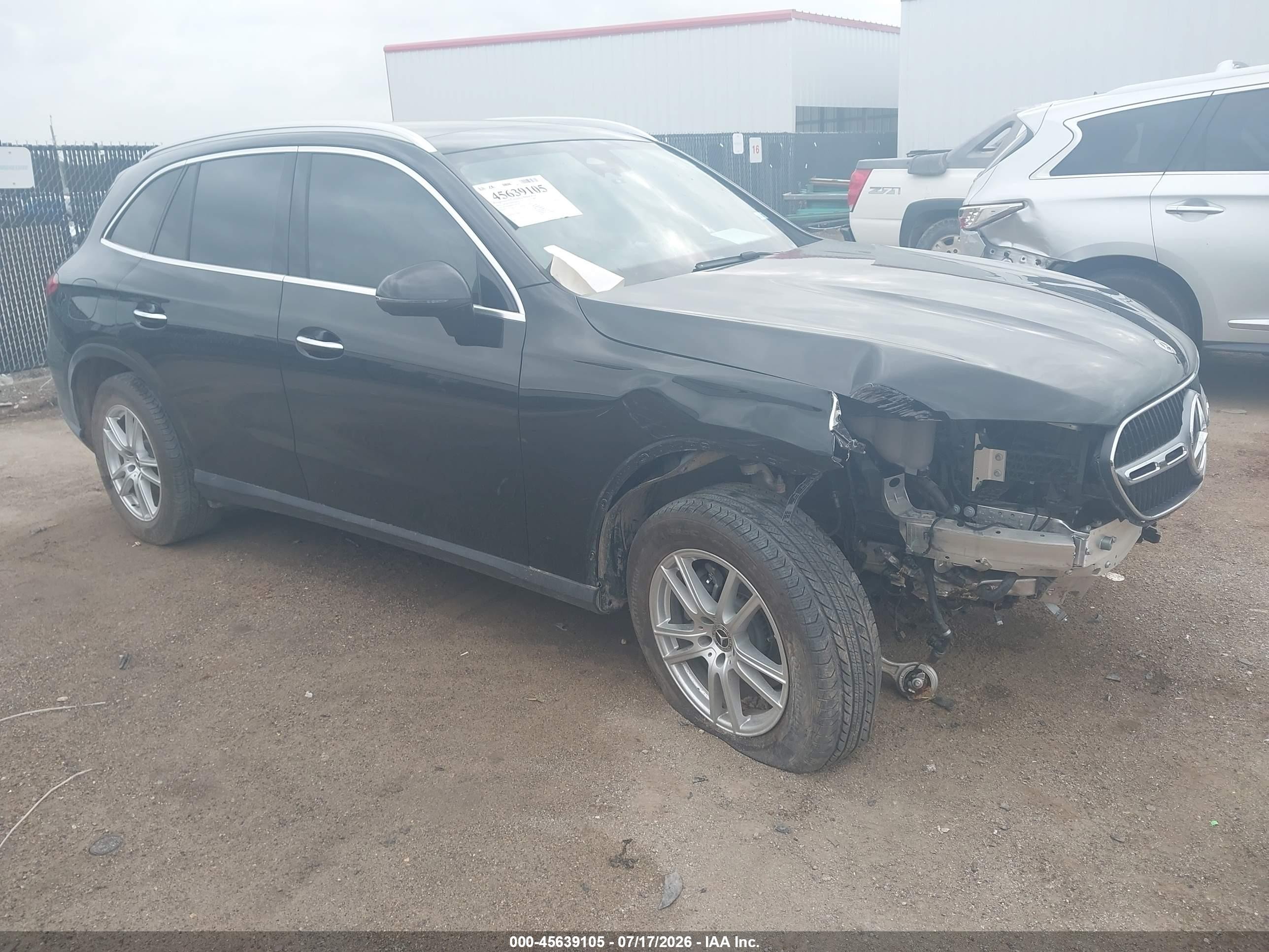 2025 Mercedes-Benz GLC-Class VIN W1NKM4GBXSF284158 — IAAI salvage auction photo