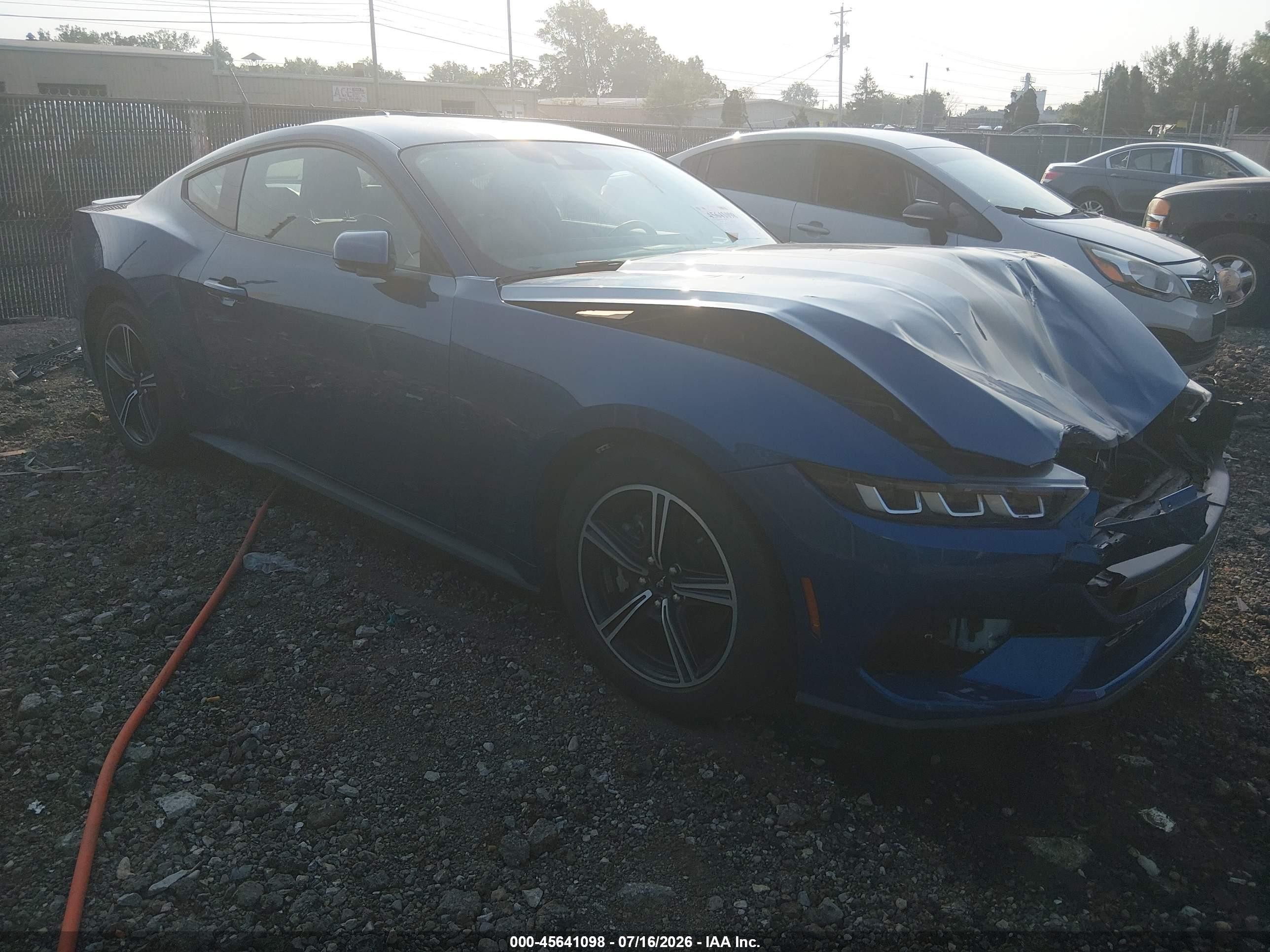 2024 Ford Mustang VIN 1FA6P8THXR5105057 — IAAI salvage auction photo