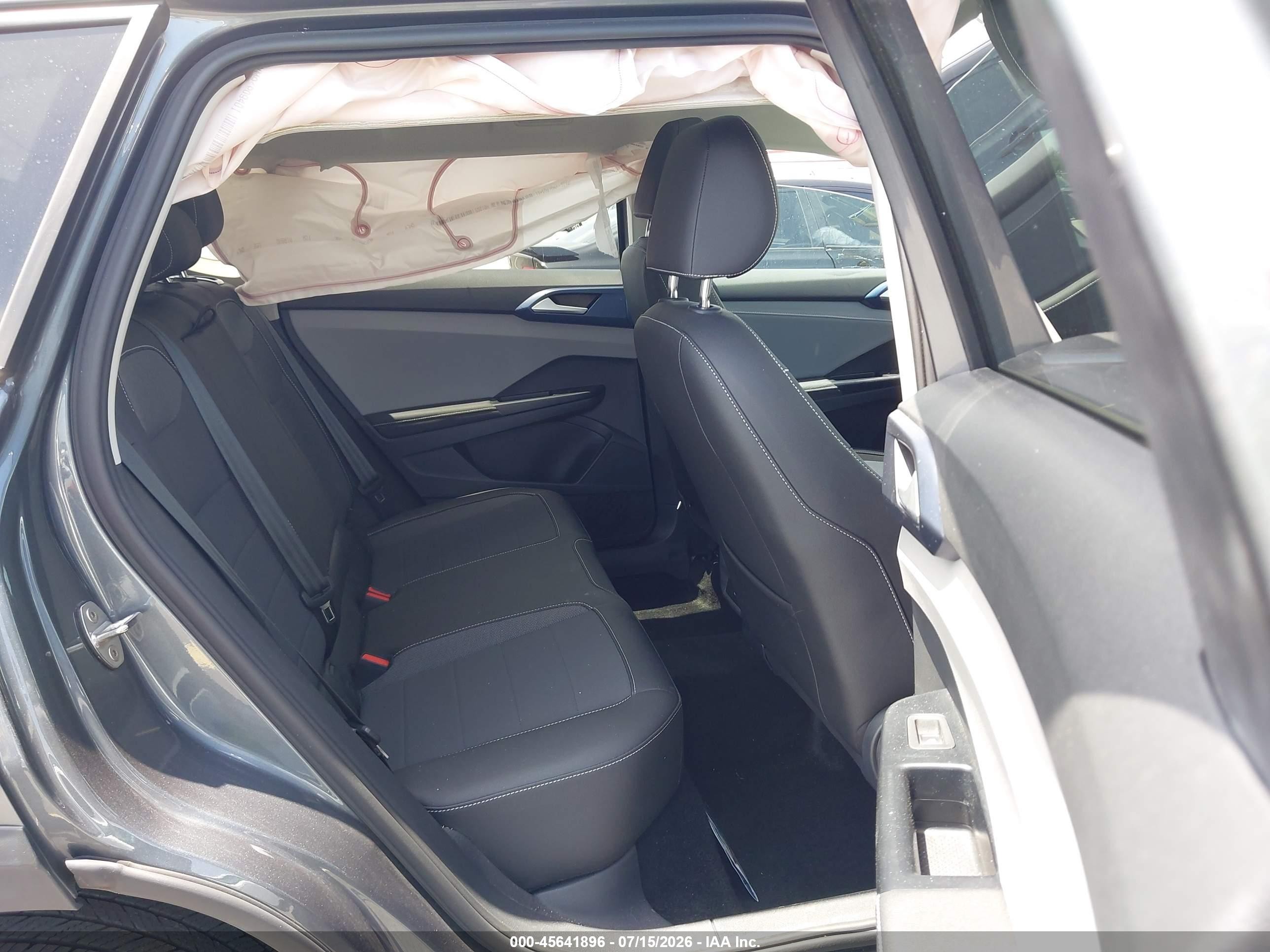 2024 Volkswagen Taos VIN 3VVEX7B28RM005466 IAAI salvage auction — Front End, Rebuildable (Florida), sold $7,000 on 2026-09-05 (photo 8)