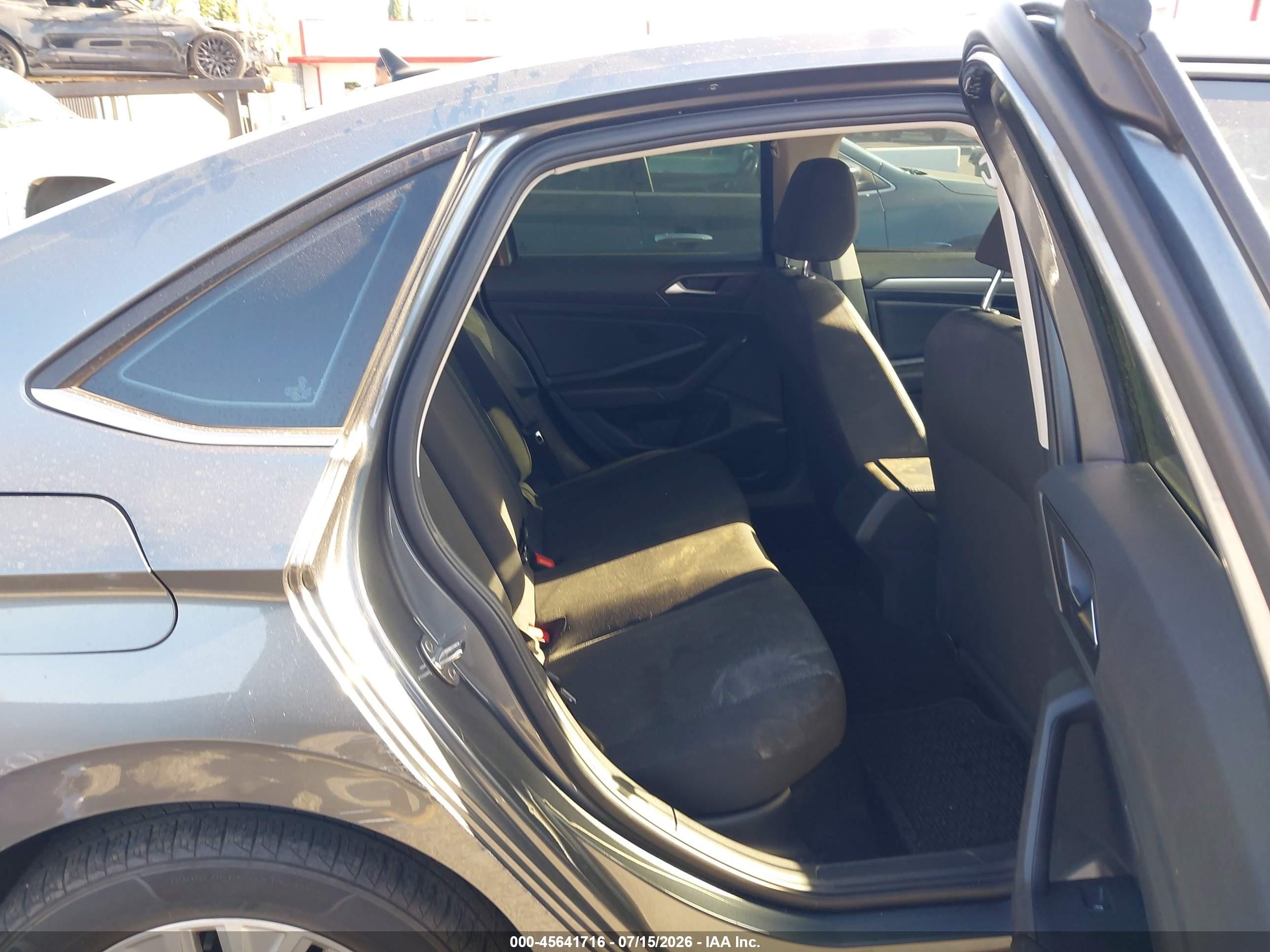 2020 Volkswagen Jetta VIN 3VWCB7BU9LM004434 IAAI salvage auction — Unknown, Salvage (California), sold $2,575 on 2026-09-03 (photo 8)