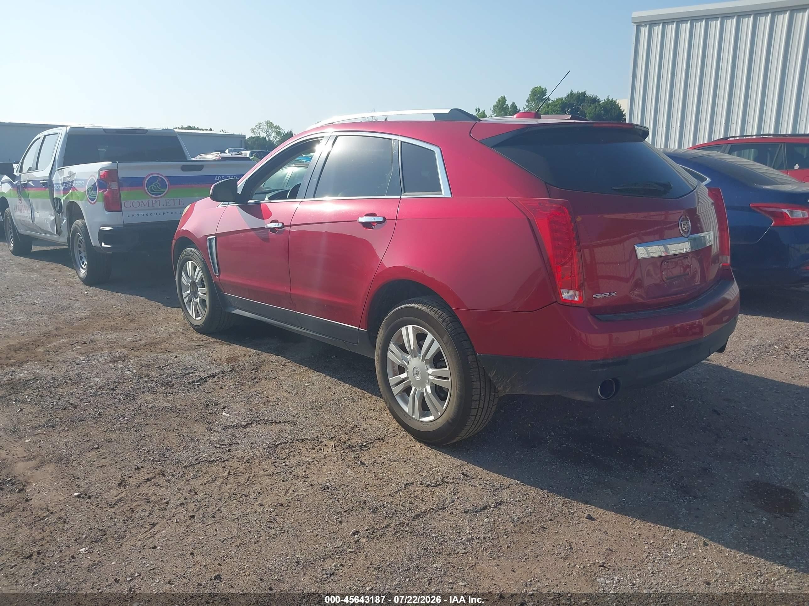 2015 Cadillac Srx VIN 3GYFNBE38FS632136 IAAI salvage auction — Rear End, Clear (Oklahoma), sold $1,750 on 2026-08-31 (photo 3)