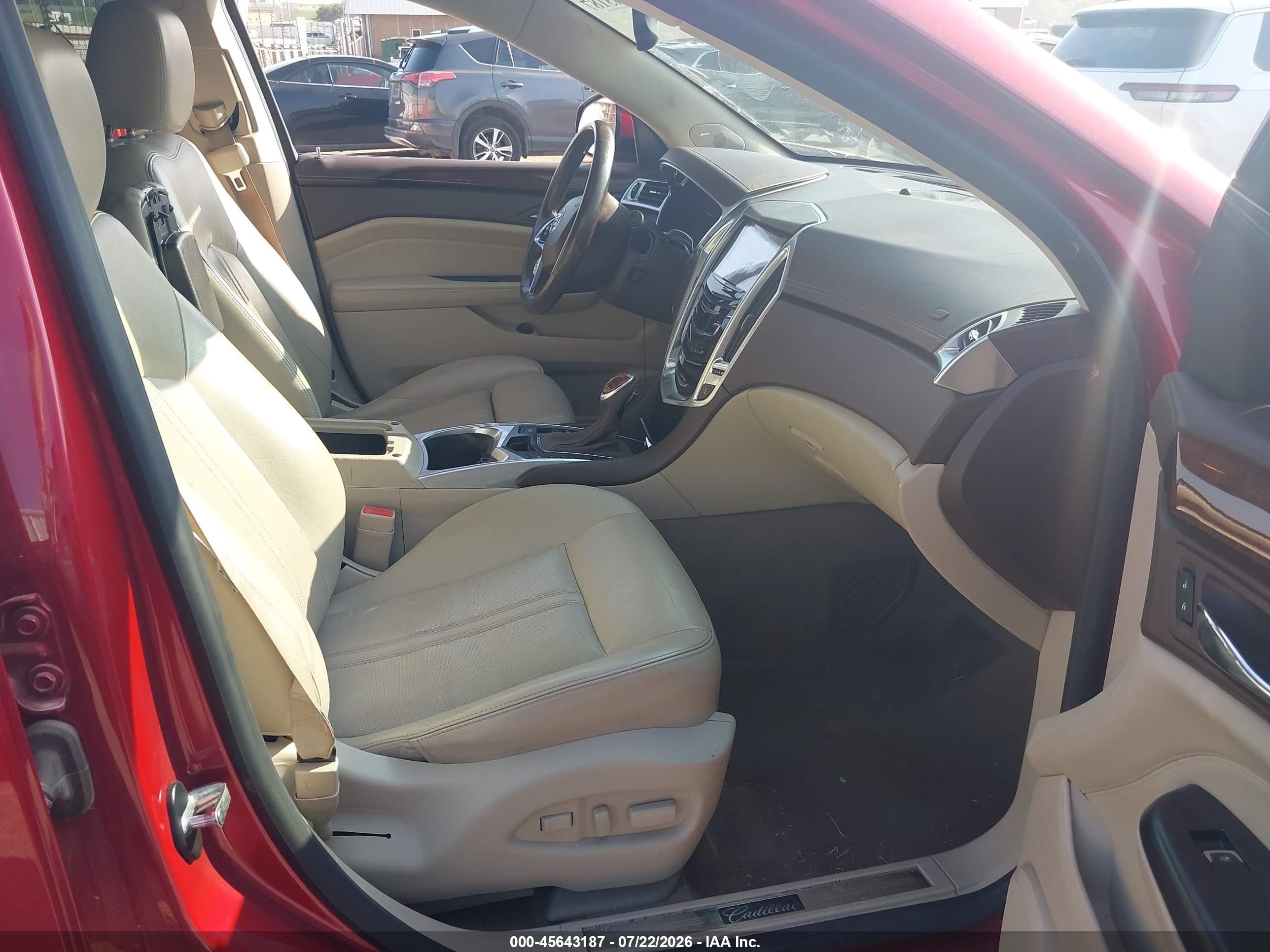 2015 Cadillac Srx VIN 3GYFNBE38FS632136 IAAI salvage auction — Rear End, Clear (Oklahoma), sold $1,750 on 2026-08-31 (photo 5)