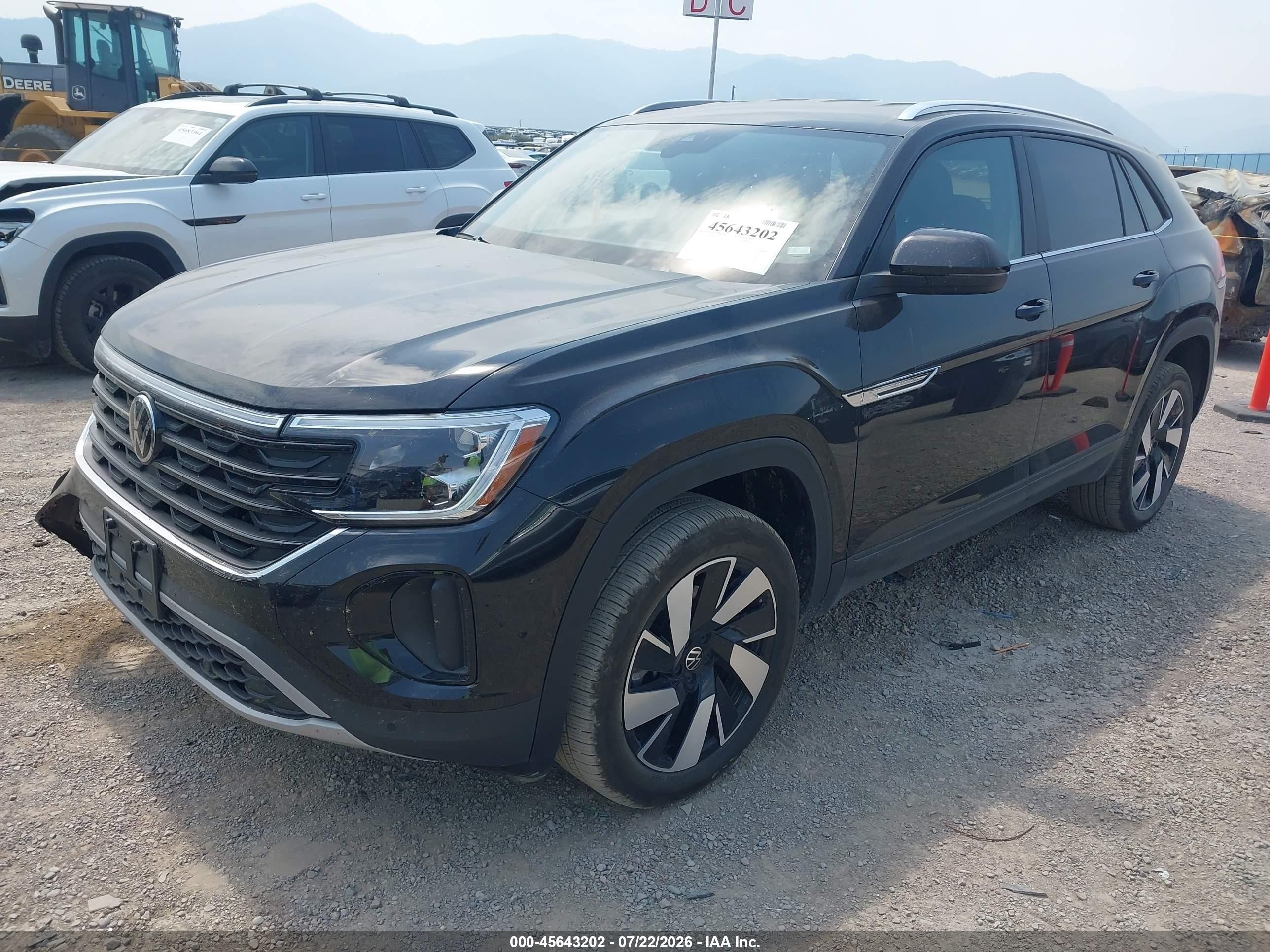 2026 Volkswagen Atlas cross sport VIN 1V2HC2CA1TC215110 IAAI salvage auction — Unknown, Enterprise Vehicles Clear Only (Washington), sold $21,350 on 2026-08-06 (photo 2)