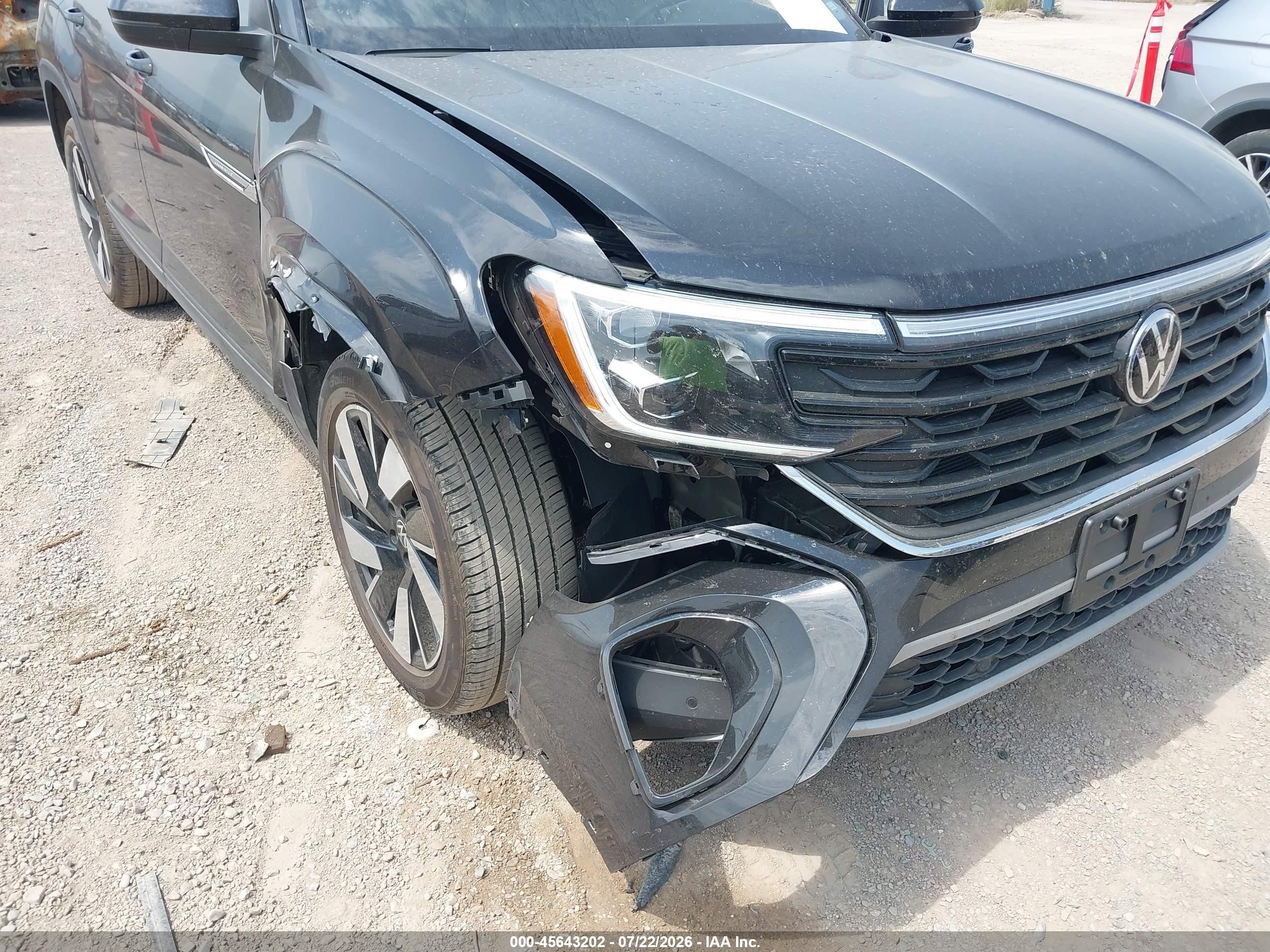 2026 Volkswagen Atlas cross sport VIN 1V2HC2CA1TC215110 IAAI salvage auction — Unknown, Enterprise Vehicles Clear Only (Washington), sold $21,350 on 2026-08-06 (photo 6)