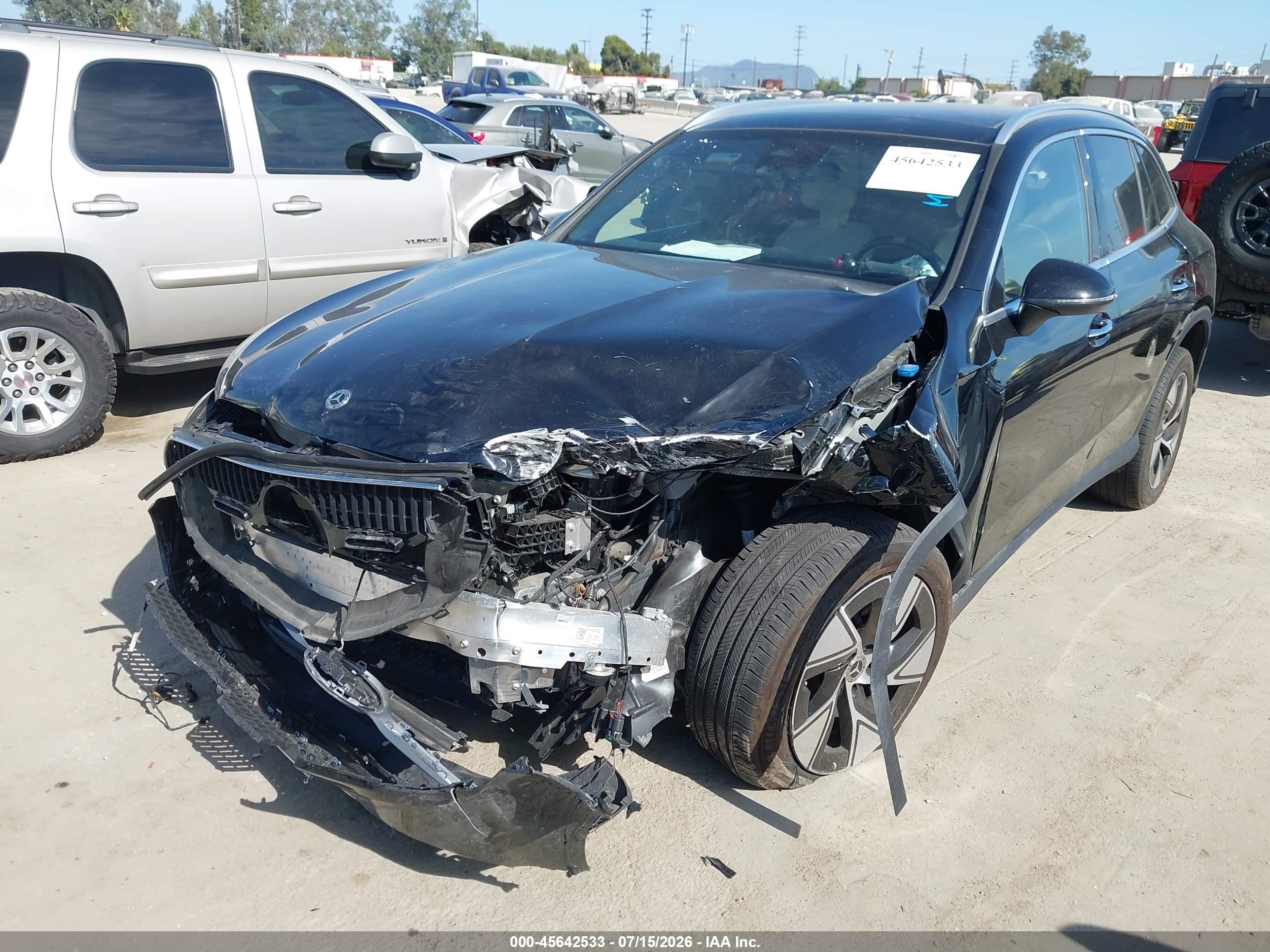 2024 Mercedes-benz Glc VIN W1NKM4HB7RF158526 IAAI salvage auction — Front End, Salvage (California), sold $15,100 on 2026-09-07 (photo 6)