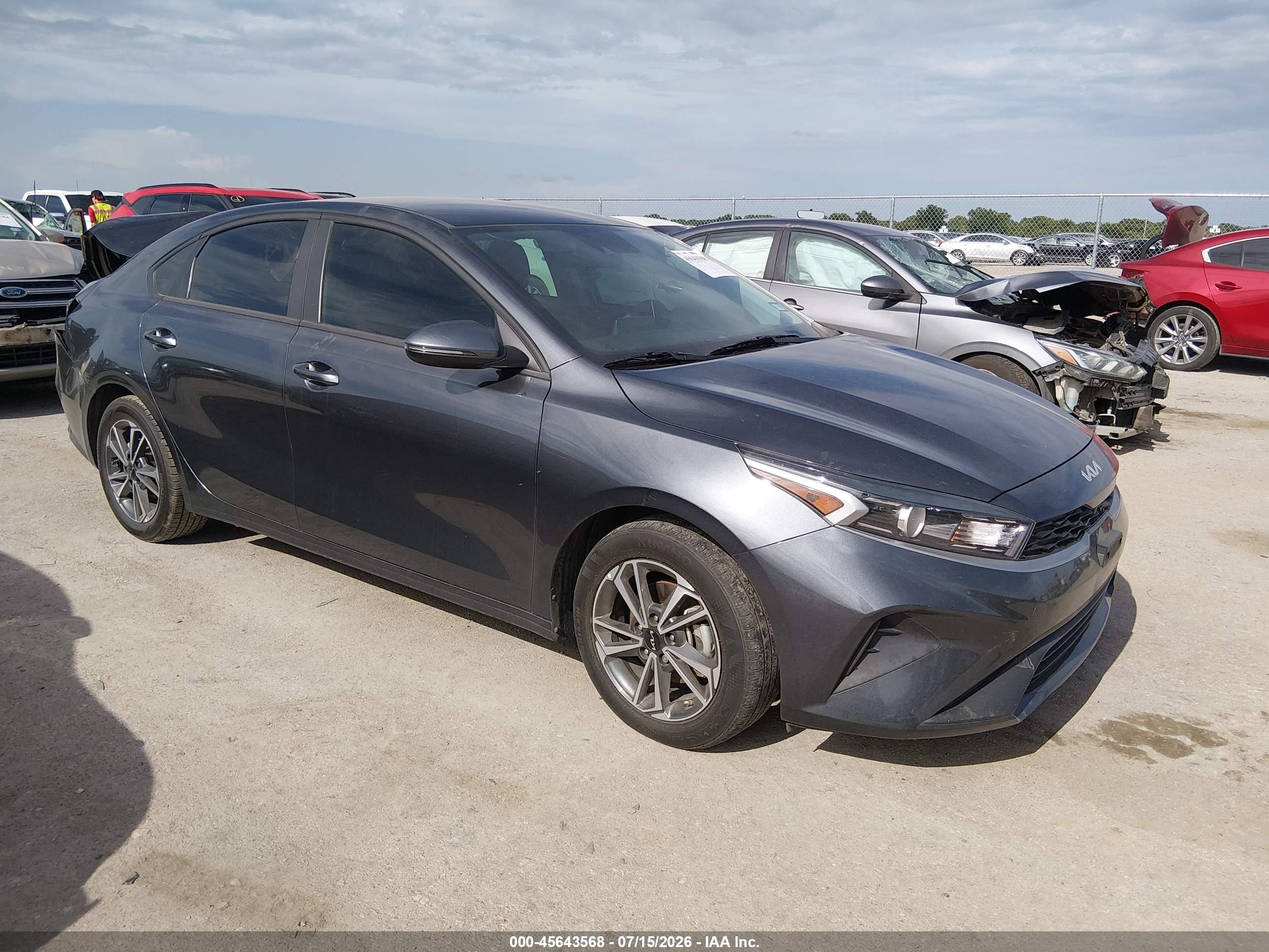 2024 Kia Forte VIN 3KPF24AD2RE740795 — IAAI salvage auction photo