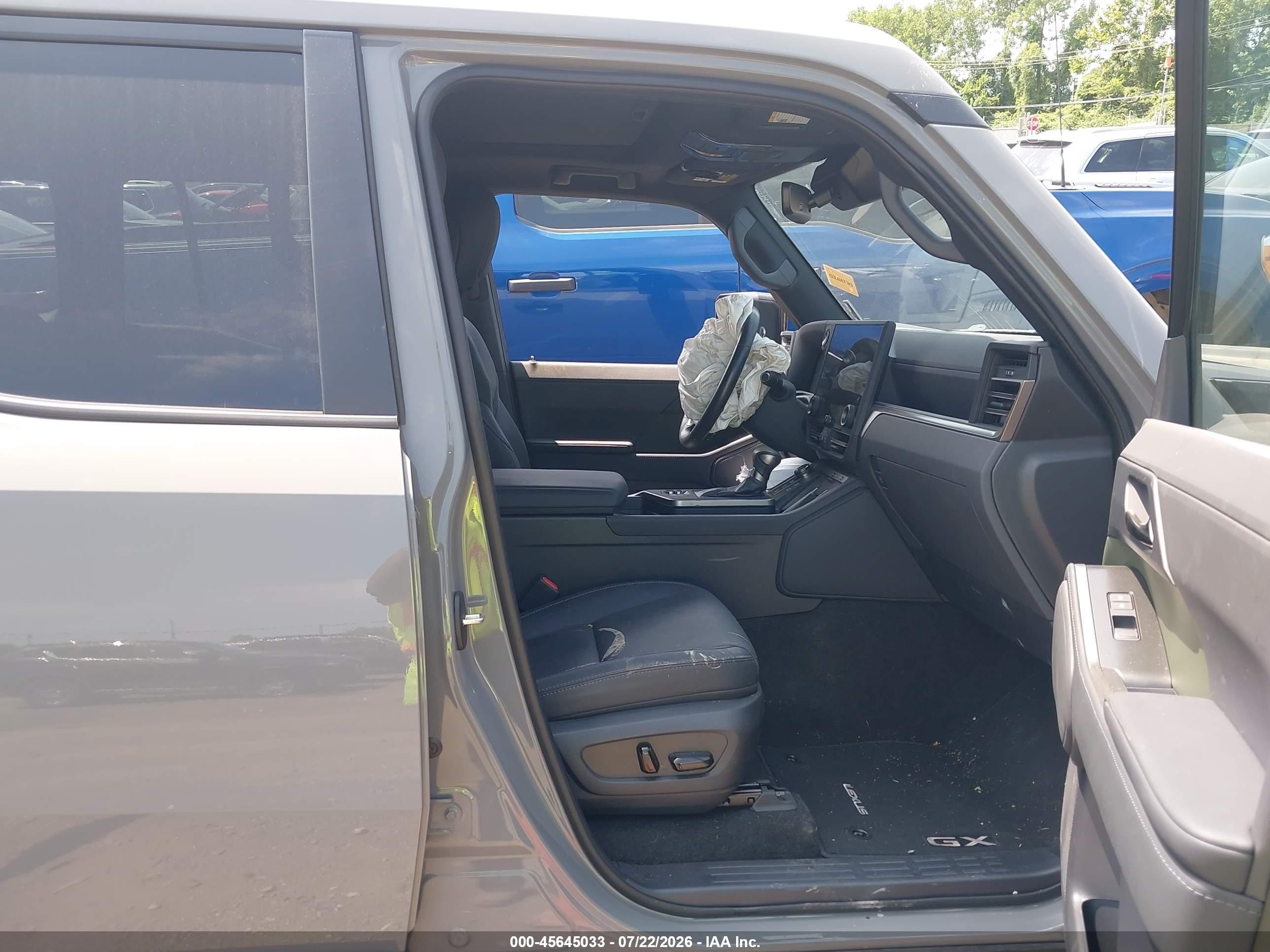 2024 Lexus Gx VIN JTJTBCDX1R5025356 IAAI salvage auction — Unknown, Salvage (Ohio), sold $31,750 on 2026-08-12 (photo 5)