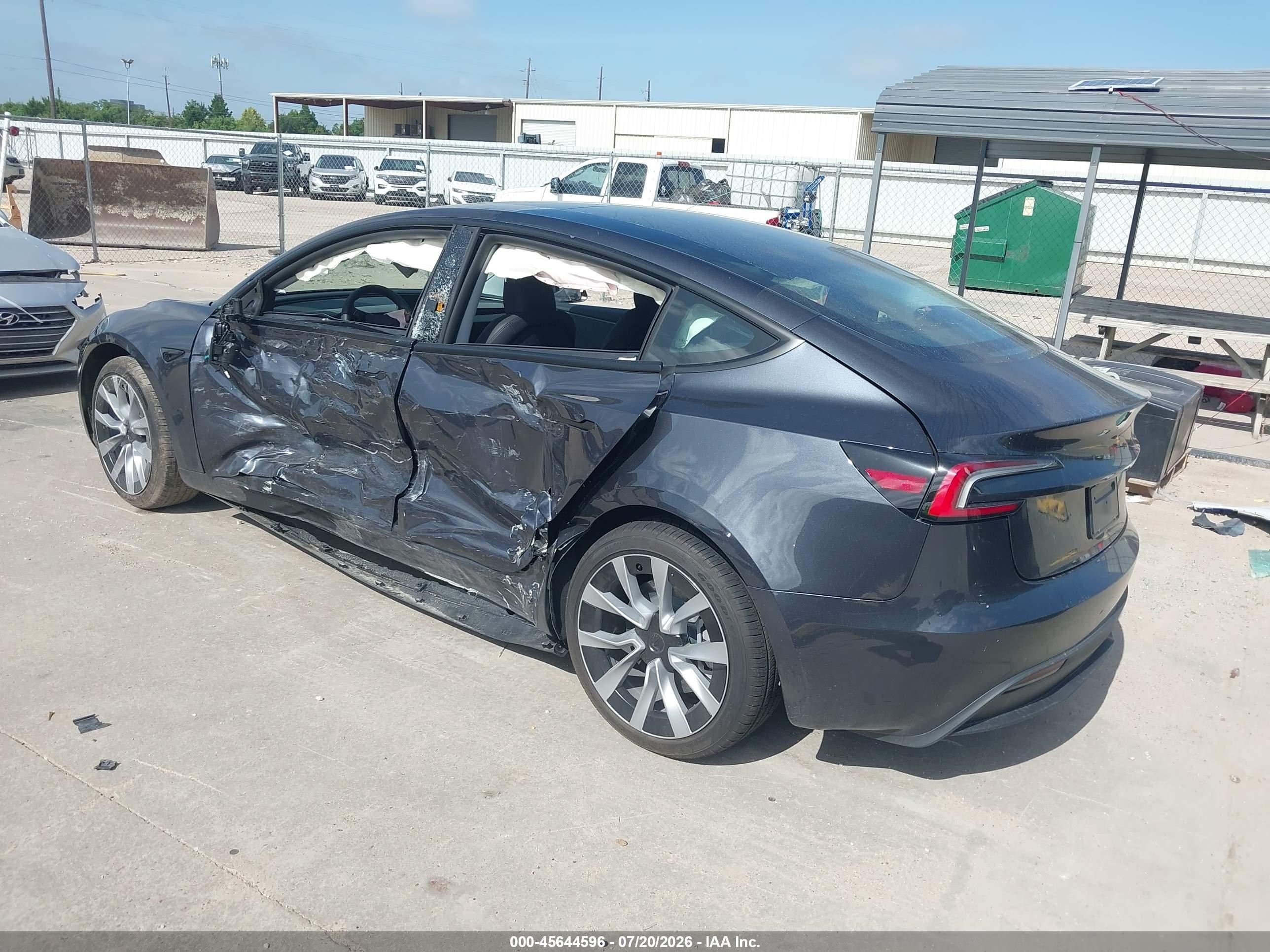 2026 Tesla Model 3 VIN 5YJ3E1EA6TF183576 IAAI salvage auction — Side, Wait Title, sold $10,900 on 2026-09-20 (photo 3)