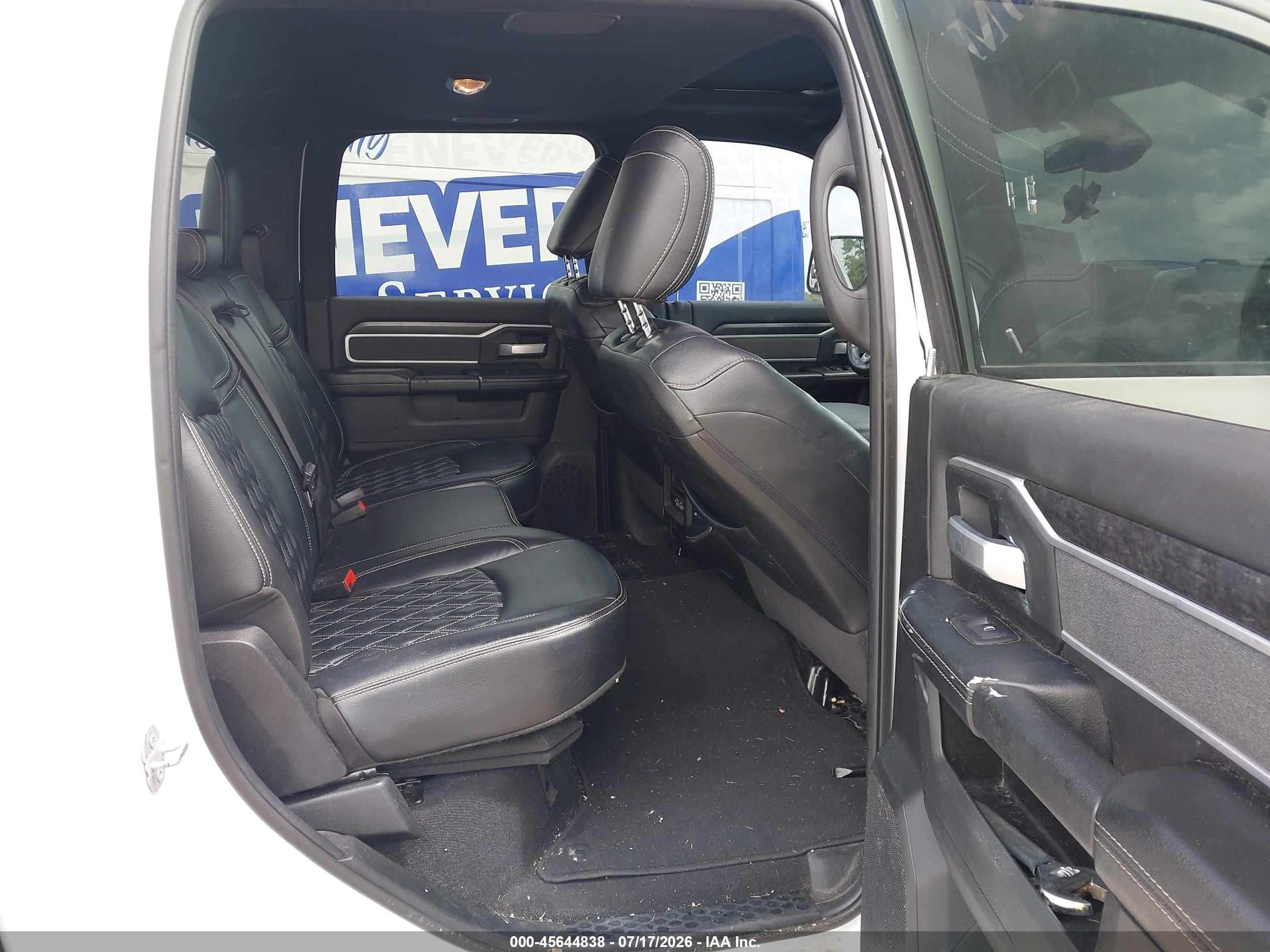 2022 Ram 2500 VIN 3C6UR5DL6NG146518 IAAI salvage auction — Rear End, Original (Texas), sold $11,900 on 2026-09-24 (photo 8)