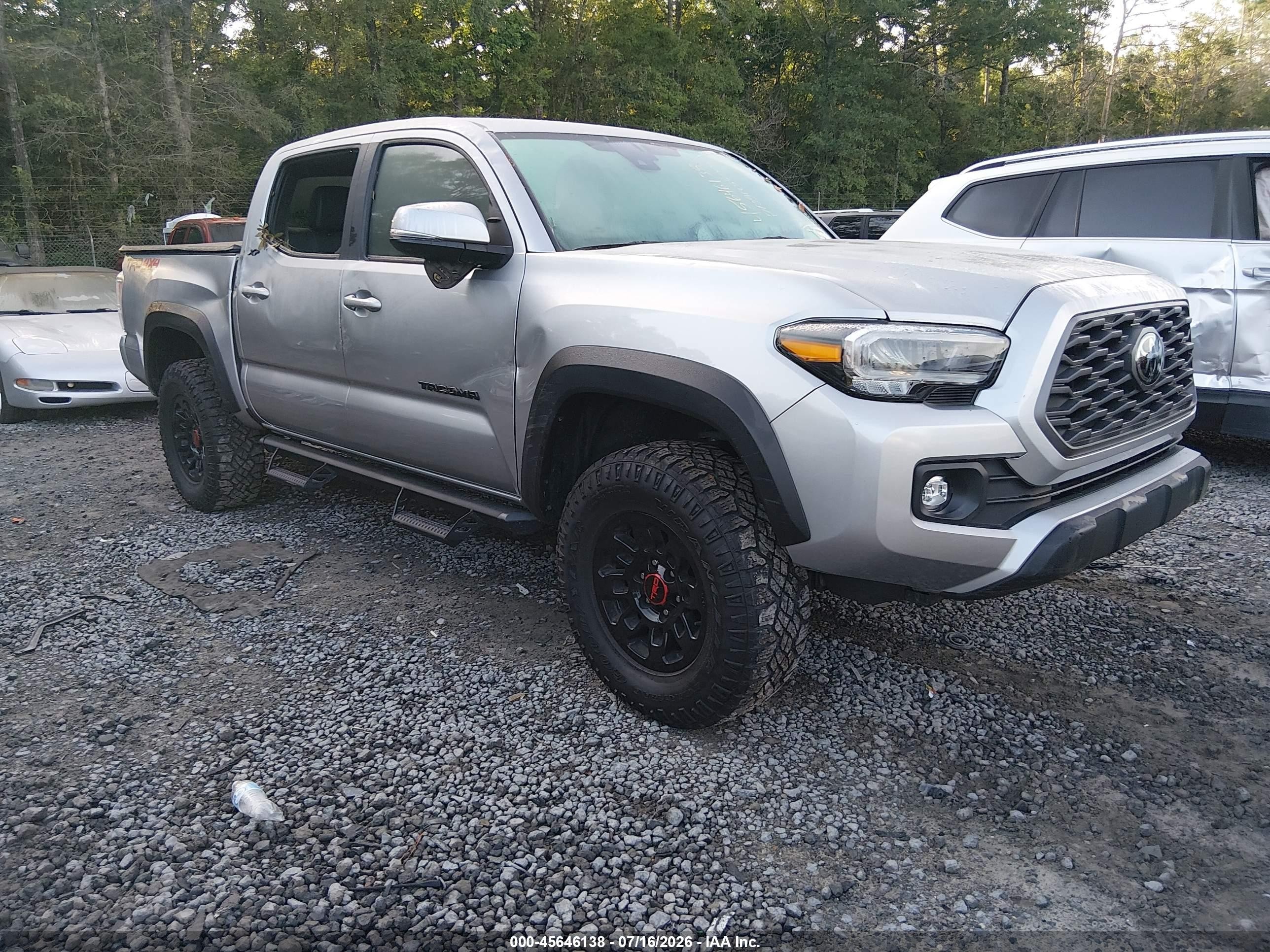 2022 Toyota Tacoma VIN 3TMCZ5AN0NM462749 — IAAI salvage auction photo