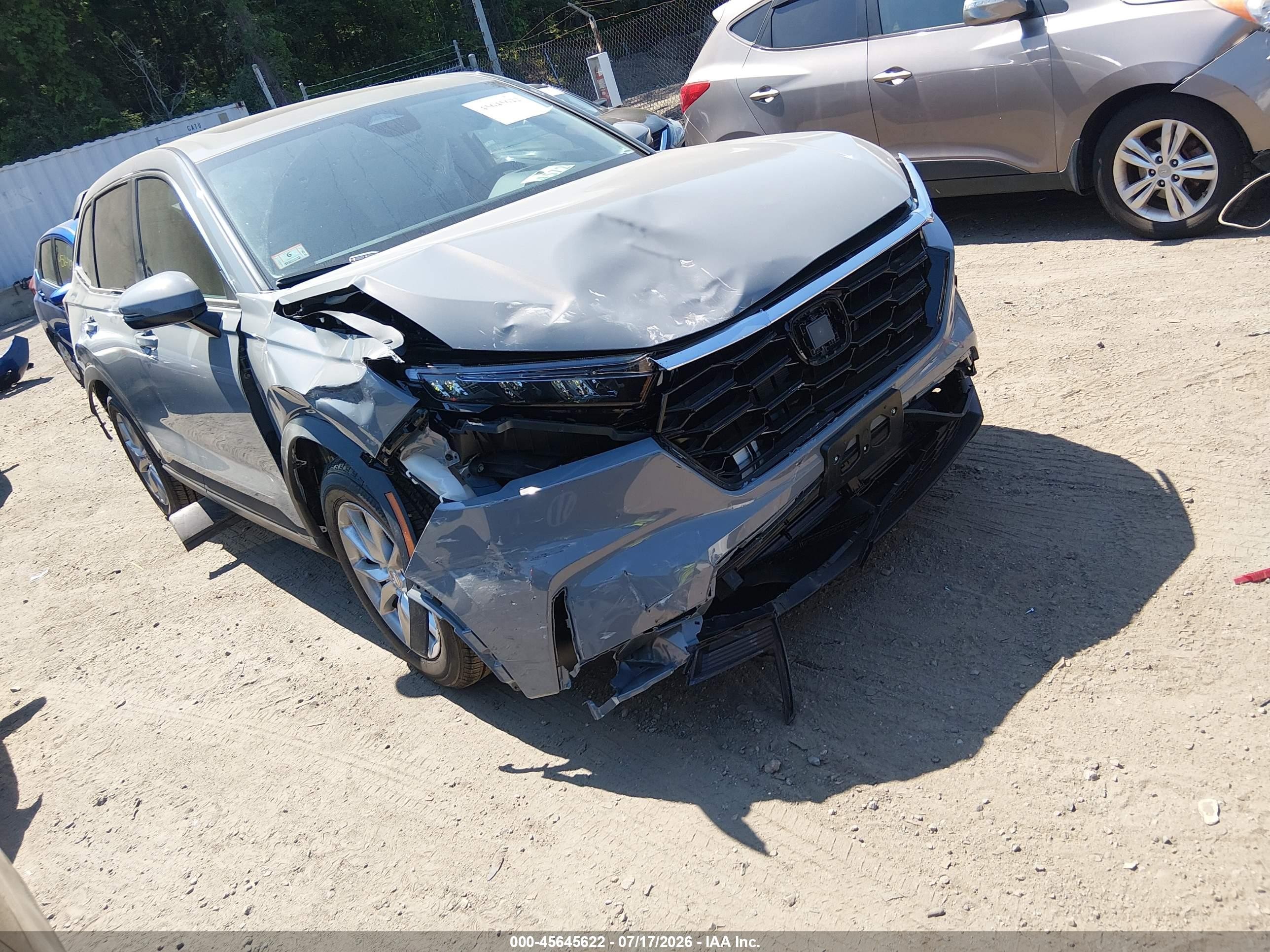 2026 Honda CR-V VIN 2HKRS4H43TH497228 — IAAI salvage auction photo