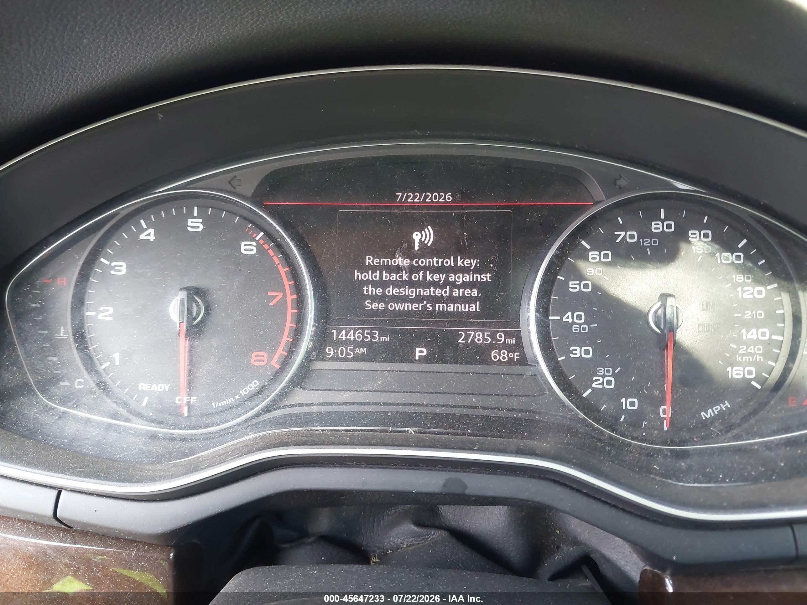 2017 Audi A4 VIN WAUANAF41HN043568 IAAI salvage auction — Front & Rear, Salvage (Ohio), sold $725 on 2026-09-03 (photo 7)