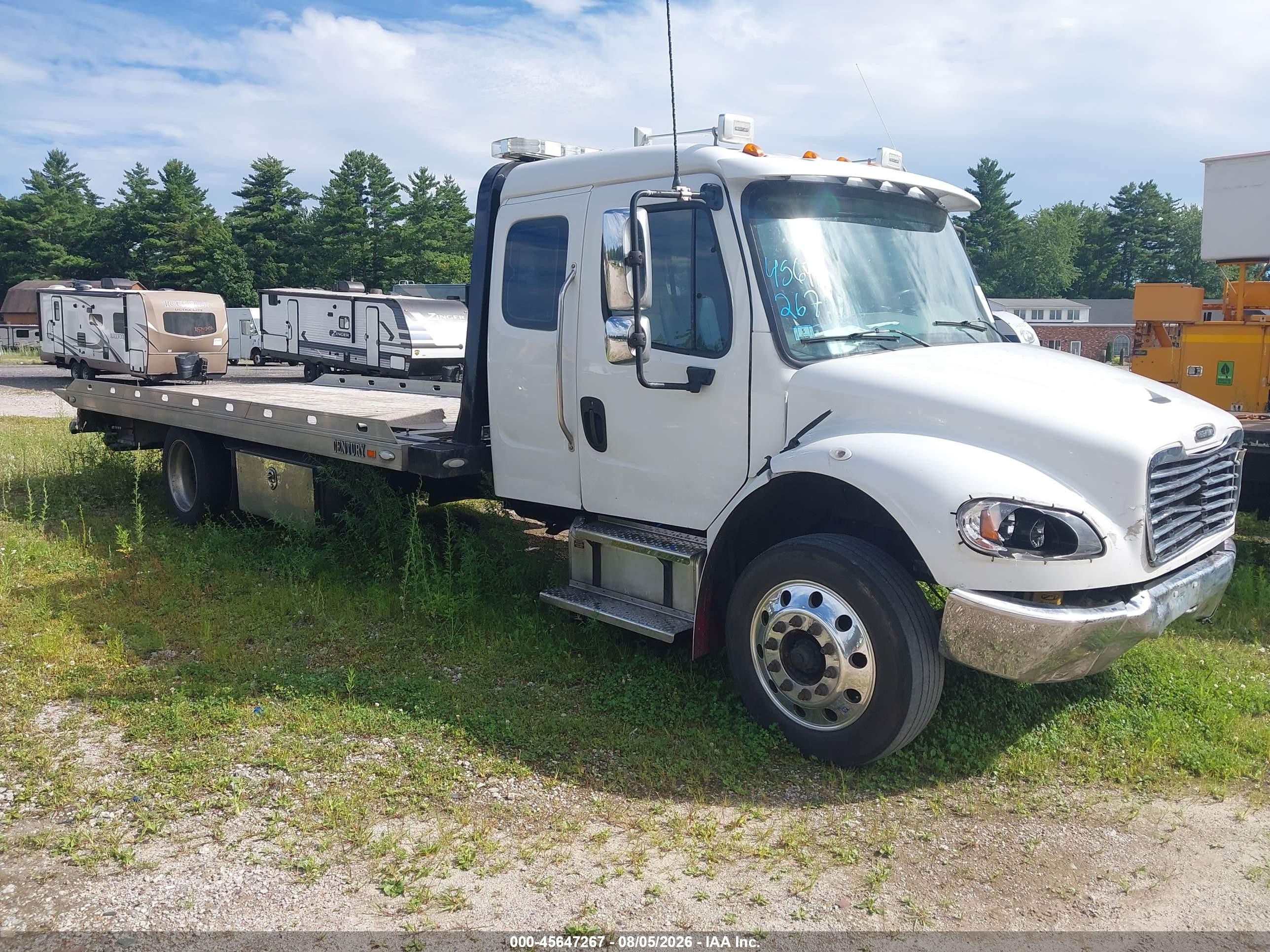 2023 Freightliner M2 106 VIN 1FVACWFC2PHUC8664 — IAAI salvage auction photo