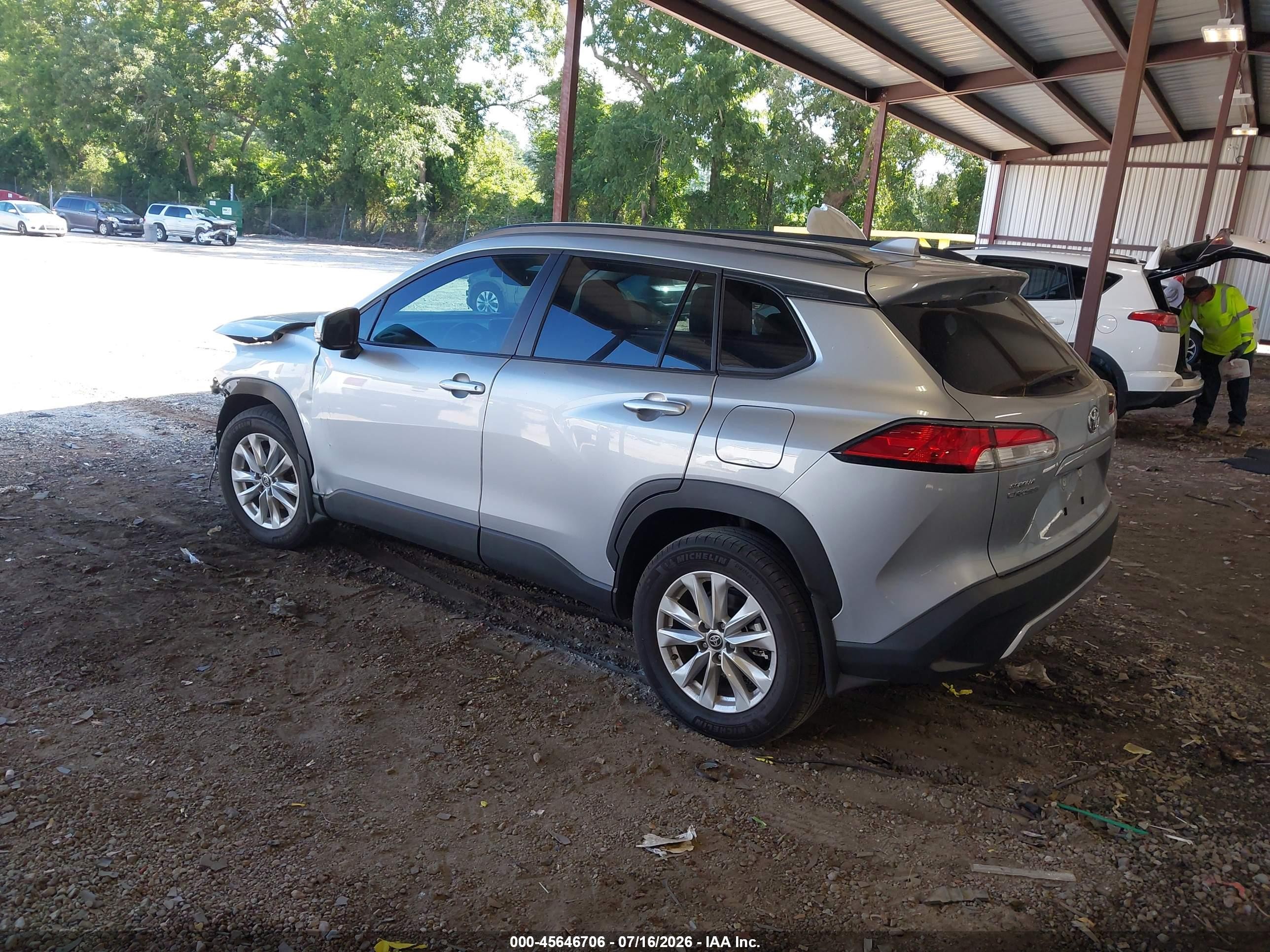 2024 Toyota Corolla cross VIN 7MUCAAAG3RV093382 IAAI salvage auction — Front End, Salvage (Georgia), sold $6,300 on 2026-09-04 (photo 3)