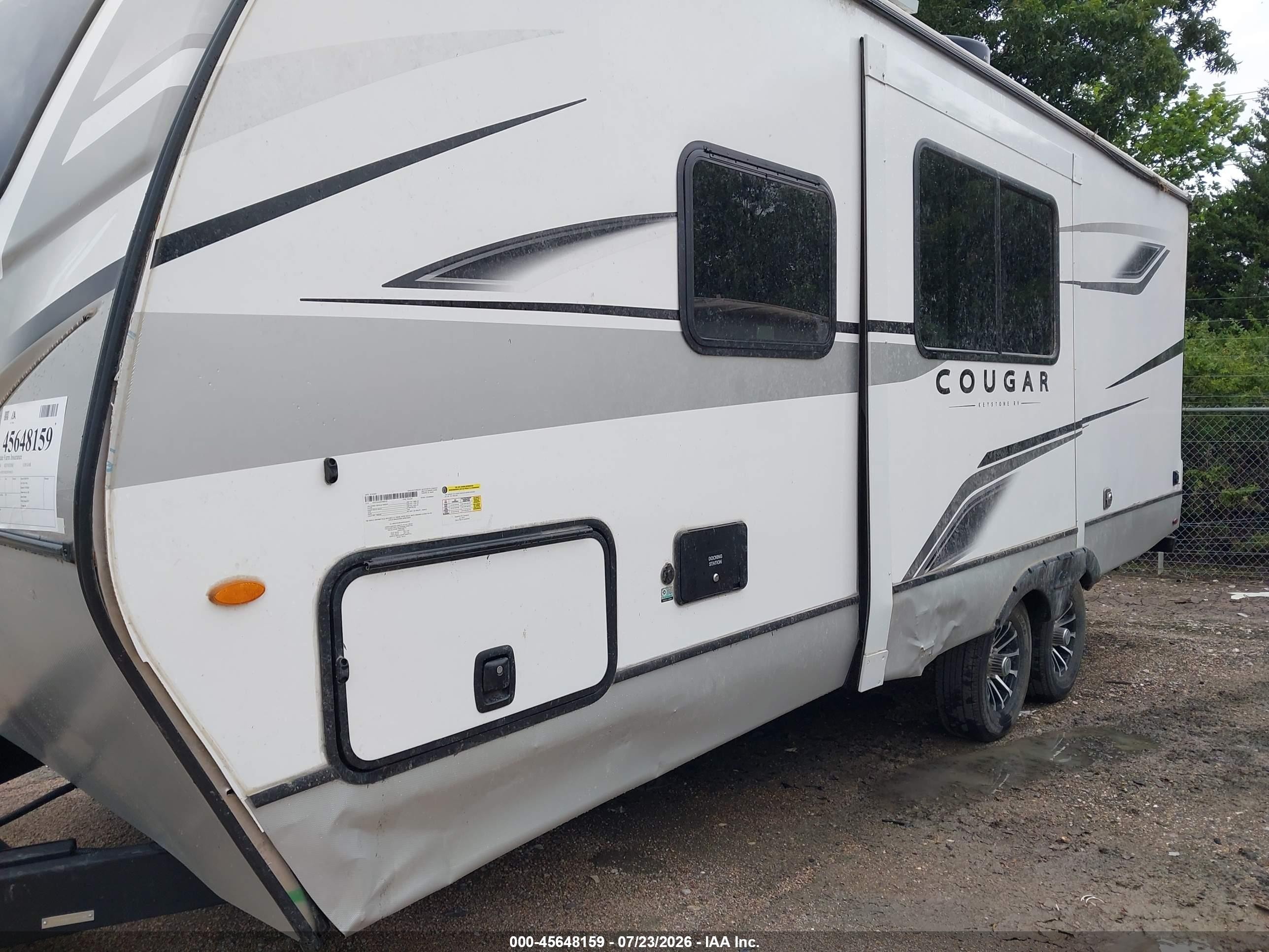 2024 Keystone Cougar VIN 4YDTCGK22RV500122 IAAI salvage auction — Side, Original (Texas), sold $3,900 on 2026-09-25 (photo 6)