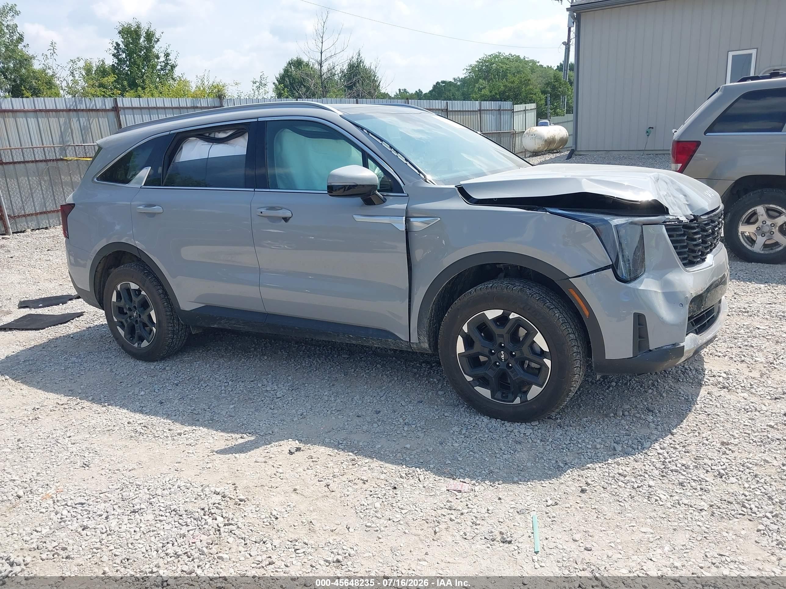 2024 Kia Sorento VIN 5XYRLDJC5RG303992 — IAAI salvage auction photo