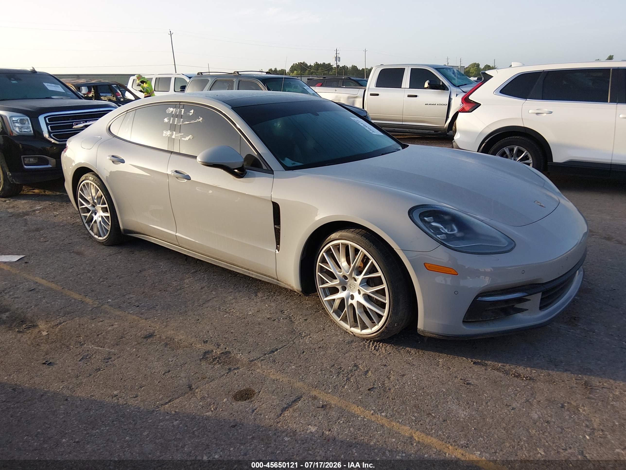 2018 Porsche Panamera VIN WP0AA2A7XJL109204 IAAI salvage auction — Theft, Original (Texas), sold $26,300 on 2026-08-17 (photo 1)