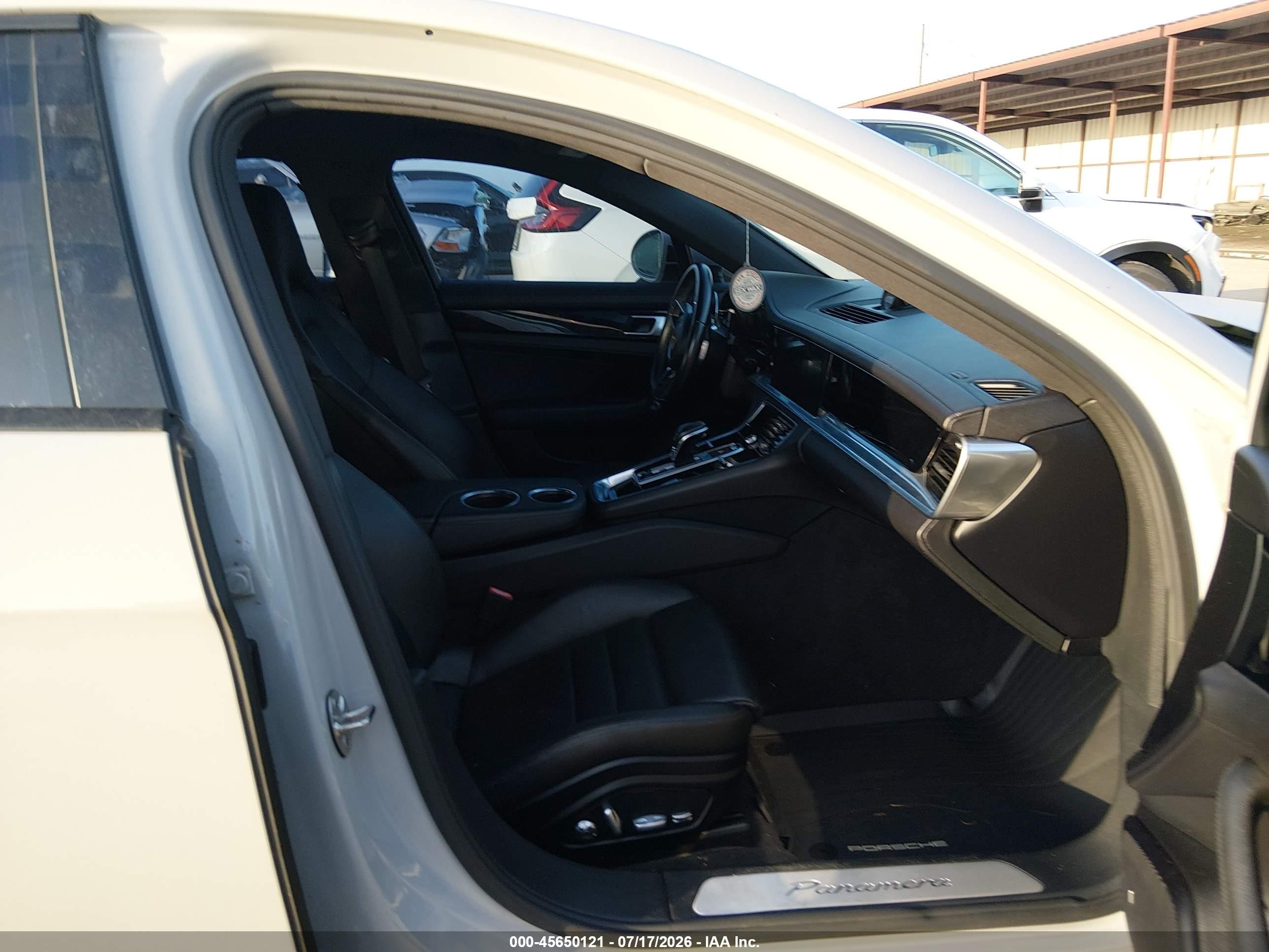 2018 Porsche Panamera VIN WP0AA2A7XJL109204 IAAI salvage auction — Theft, Original (Texas), sold $26,300 on 2026-08-17 (photo 5)