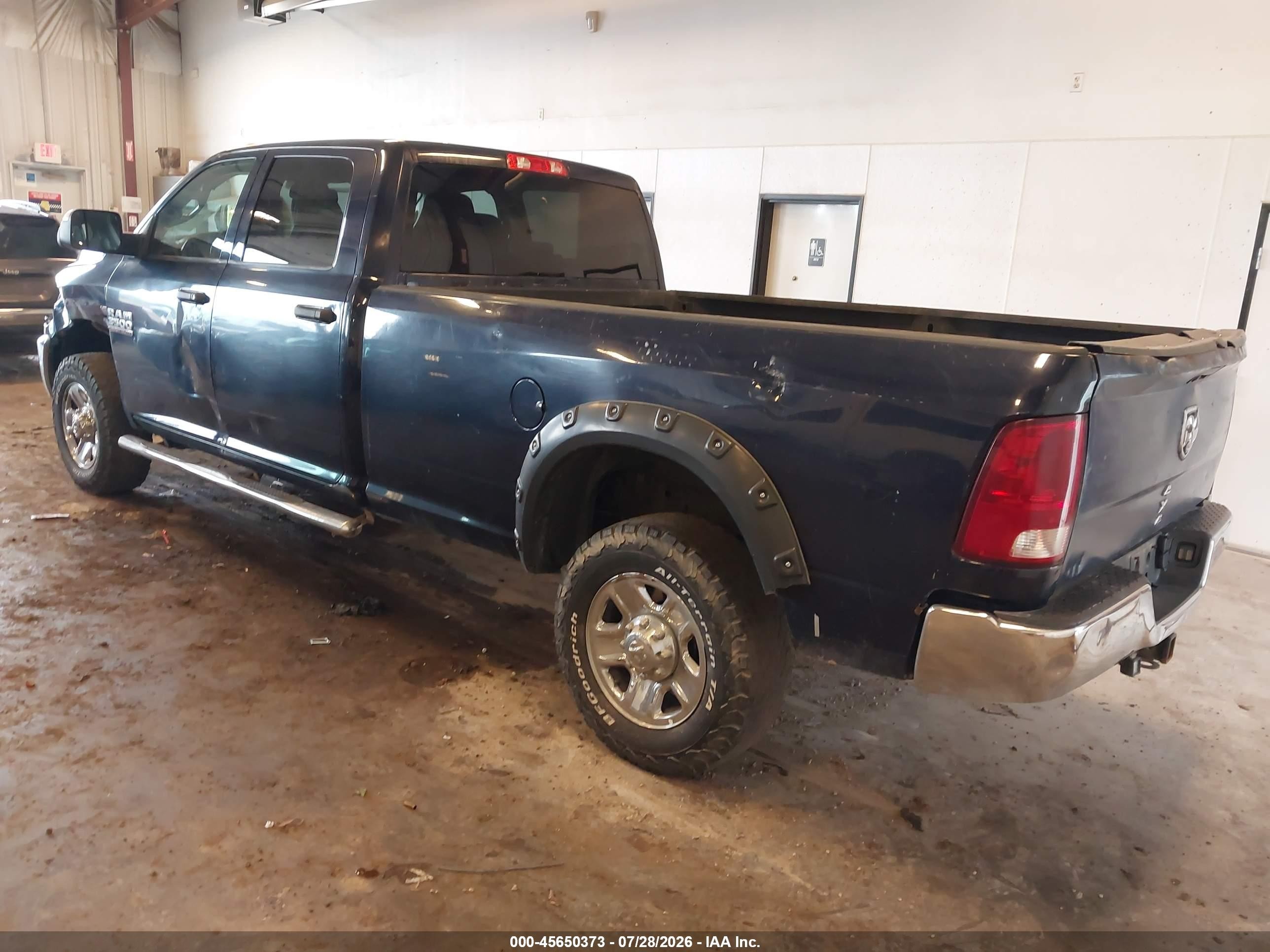 2018 Ram VIN 3C63R3GJ5JG373221 IAAI salvage auction — Side, Clear (Michigan), sold $2,900 on 2026-09-08 (photo 3)