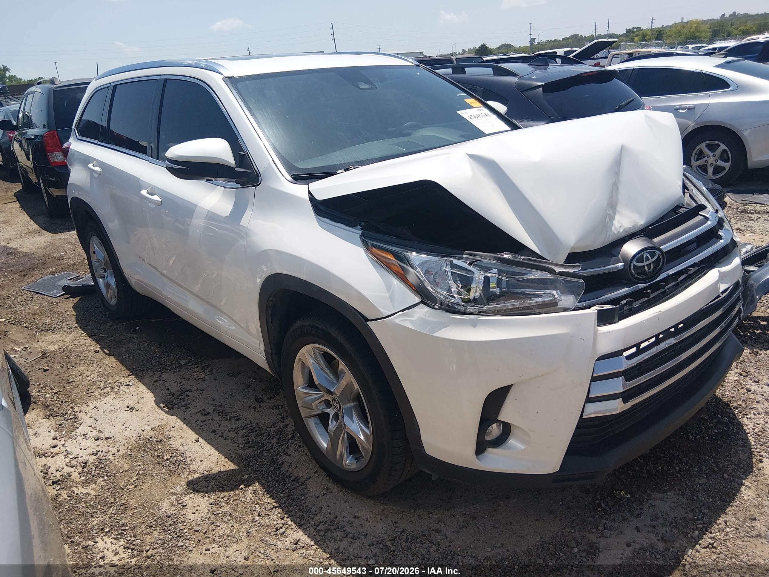 2019 Toyota Highlander VIN 5TDYZRFHXKS336538 — IAAI salvage auction photo