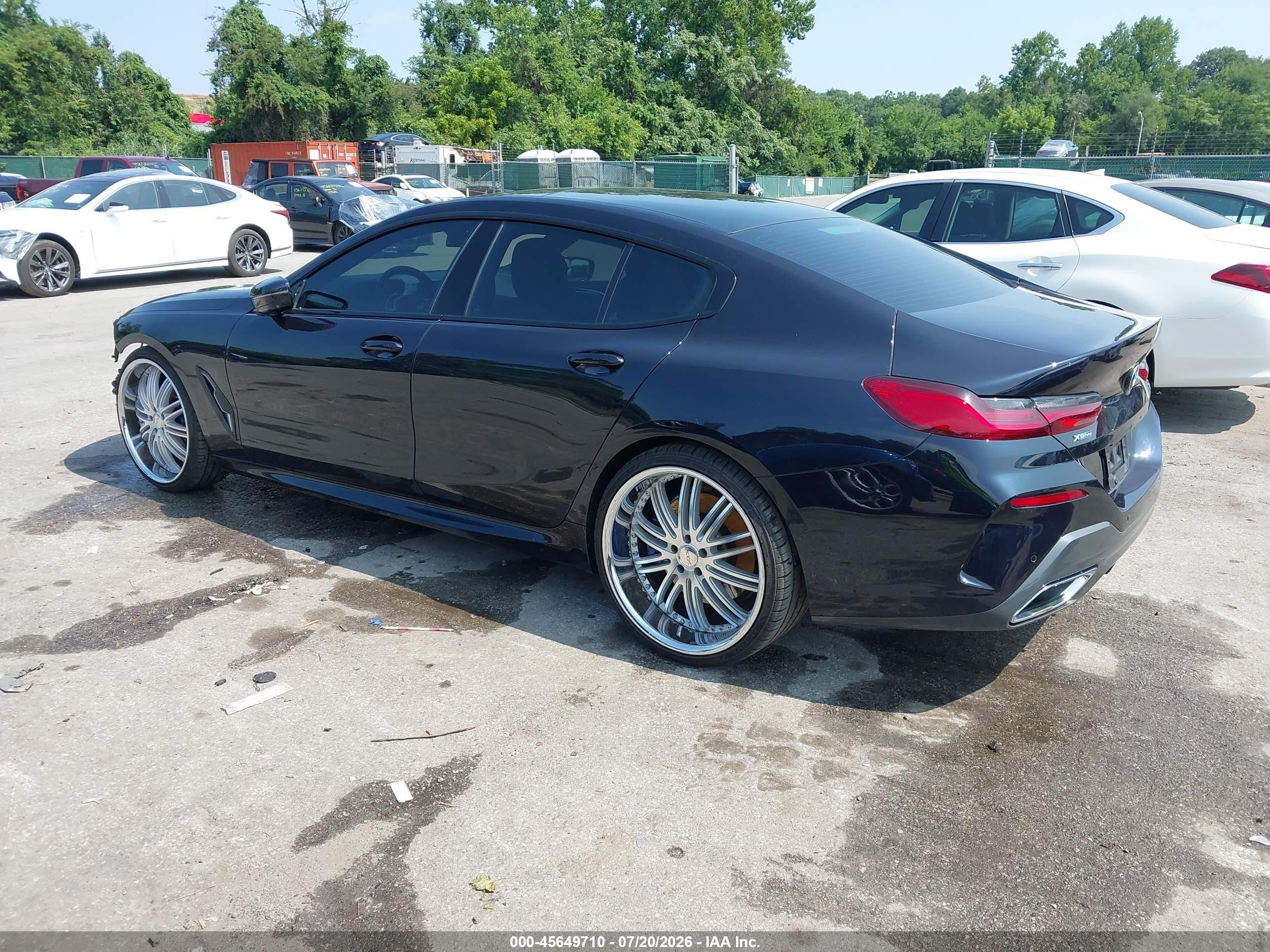 2022 BMW 8er VIN WBAGV4C06NCG88269 IAAI salvage auction — Front End, Salvage - Greater Than 75% (Maryland), sold $21,700 on 2026-10-01 (photo 3)