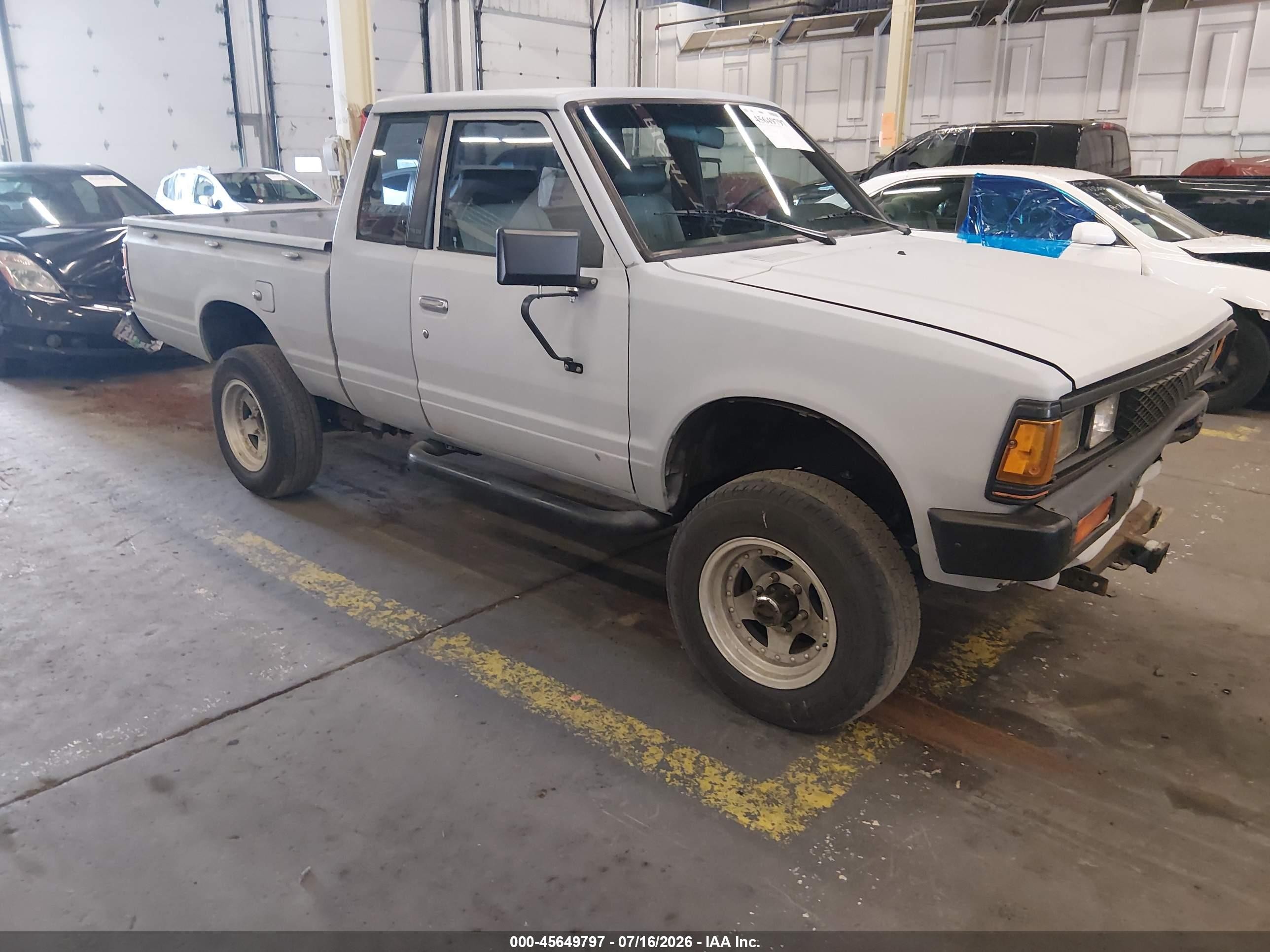 1984 Datsun 720 VIN JN6ND06YXEW018045 IAAI salvage auction — Front End, Salvage (Oregon), sold $775 on 2026-09-16 (photo 1)