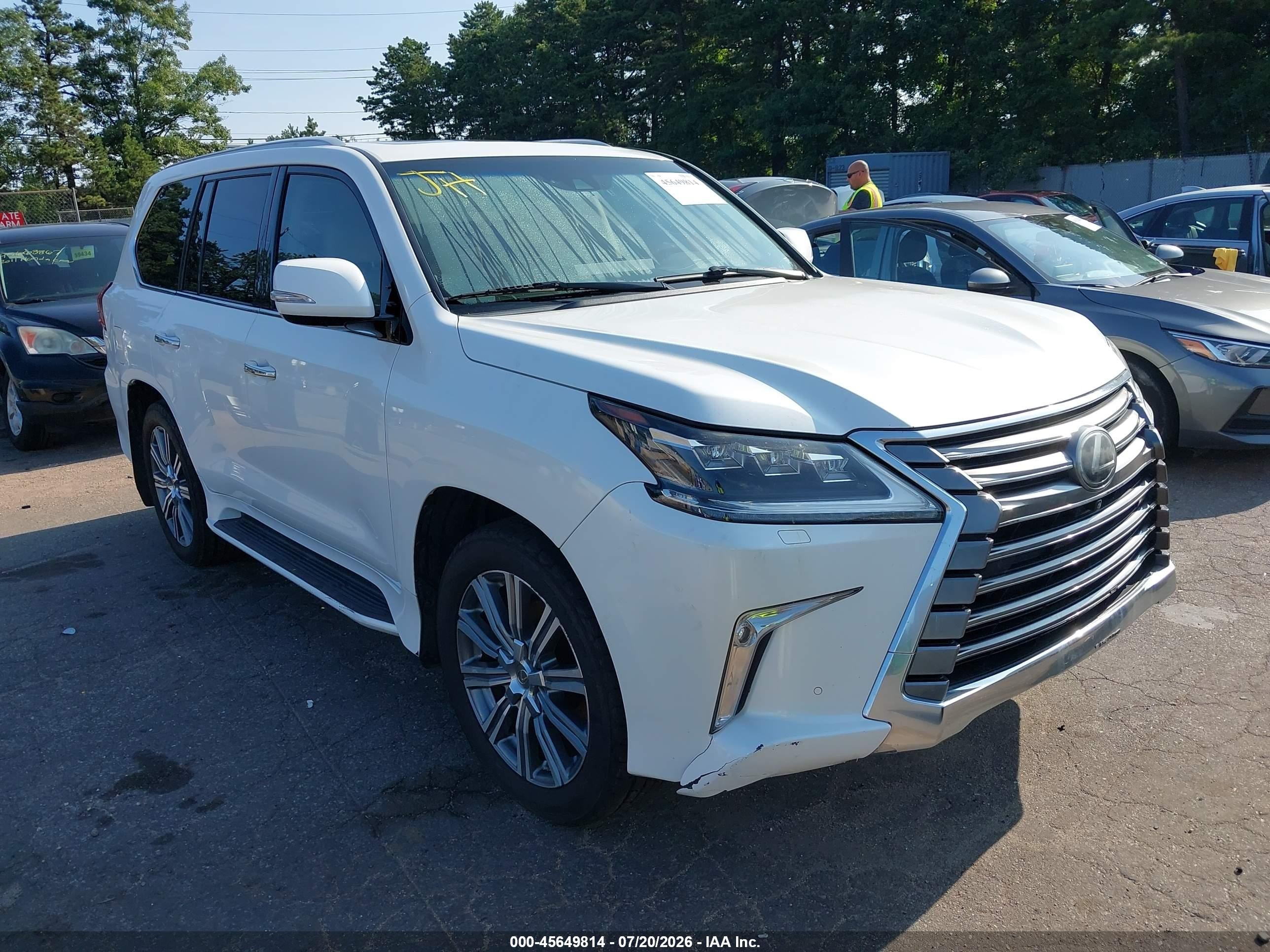 2017 Lexus LX 570 VIN JTJHY7AX6H4243121 — IAAI salvage auction photo