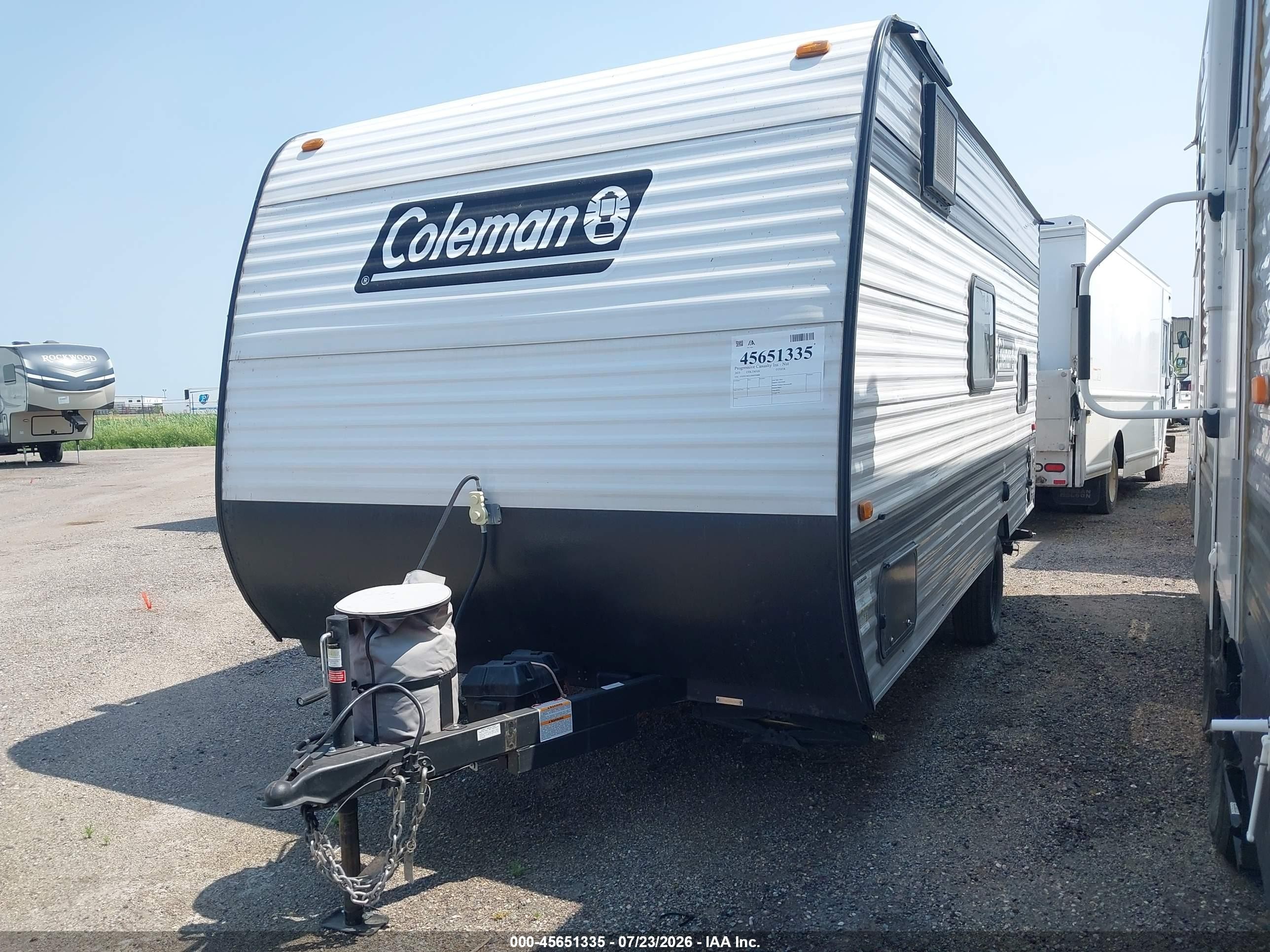 2025 Keystone Coleman VIN 4YDTCMG14SH930088 IAAI salvage auction — Hail, Clear (North Dakota), sold $4,550 on 2026-09-20 (photo 2)