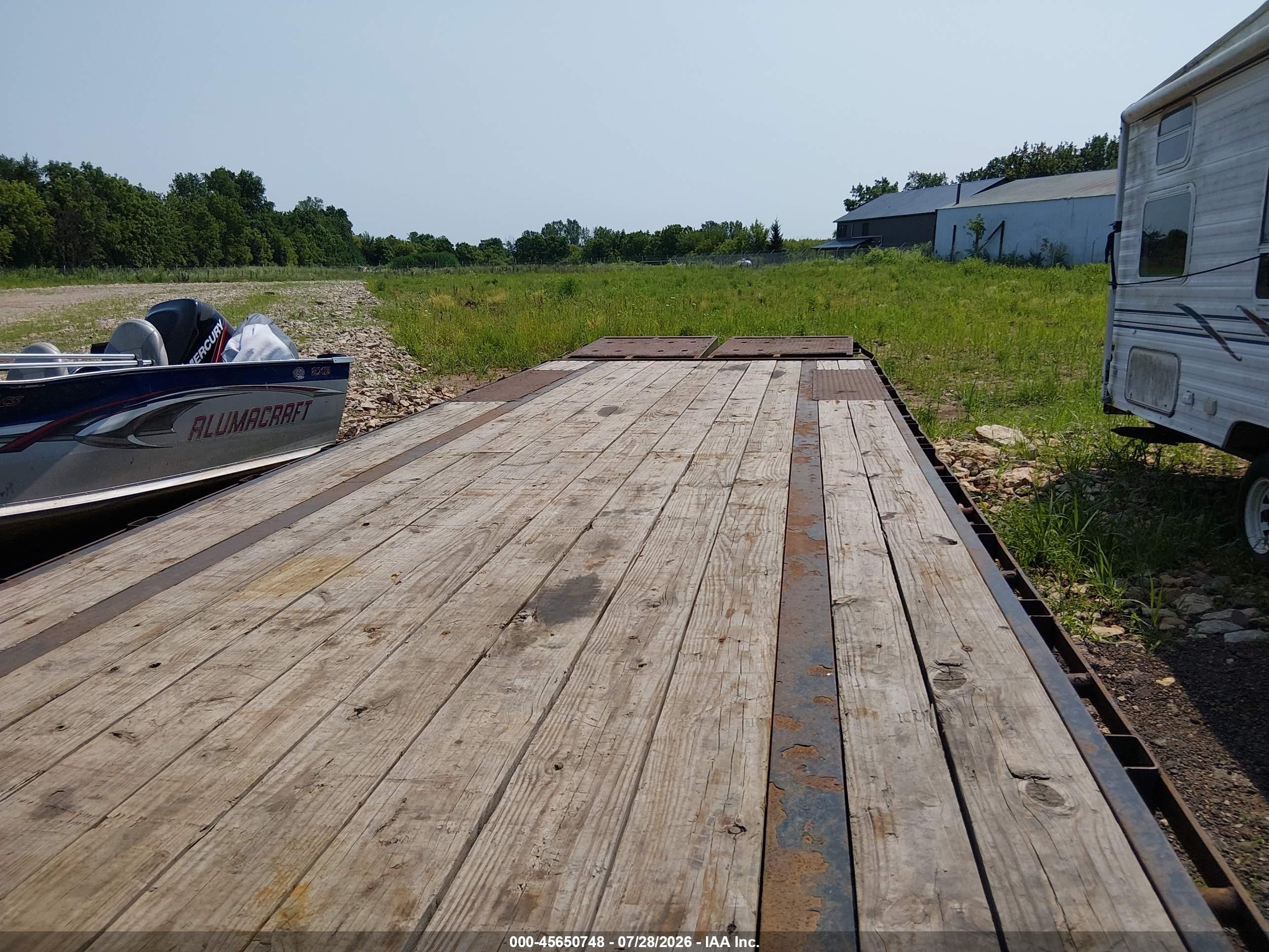 2022 Big Tex Trailer Co Inc Flatbed Gooseneck VIN 16V3F3821N6125004 IAAI salvage auction — Frame Damage, Junk Bill Of Sale Mv2459 (Wisconsin), sold $1,375 on 2026-09-24 (photo 8)