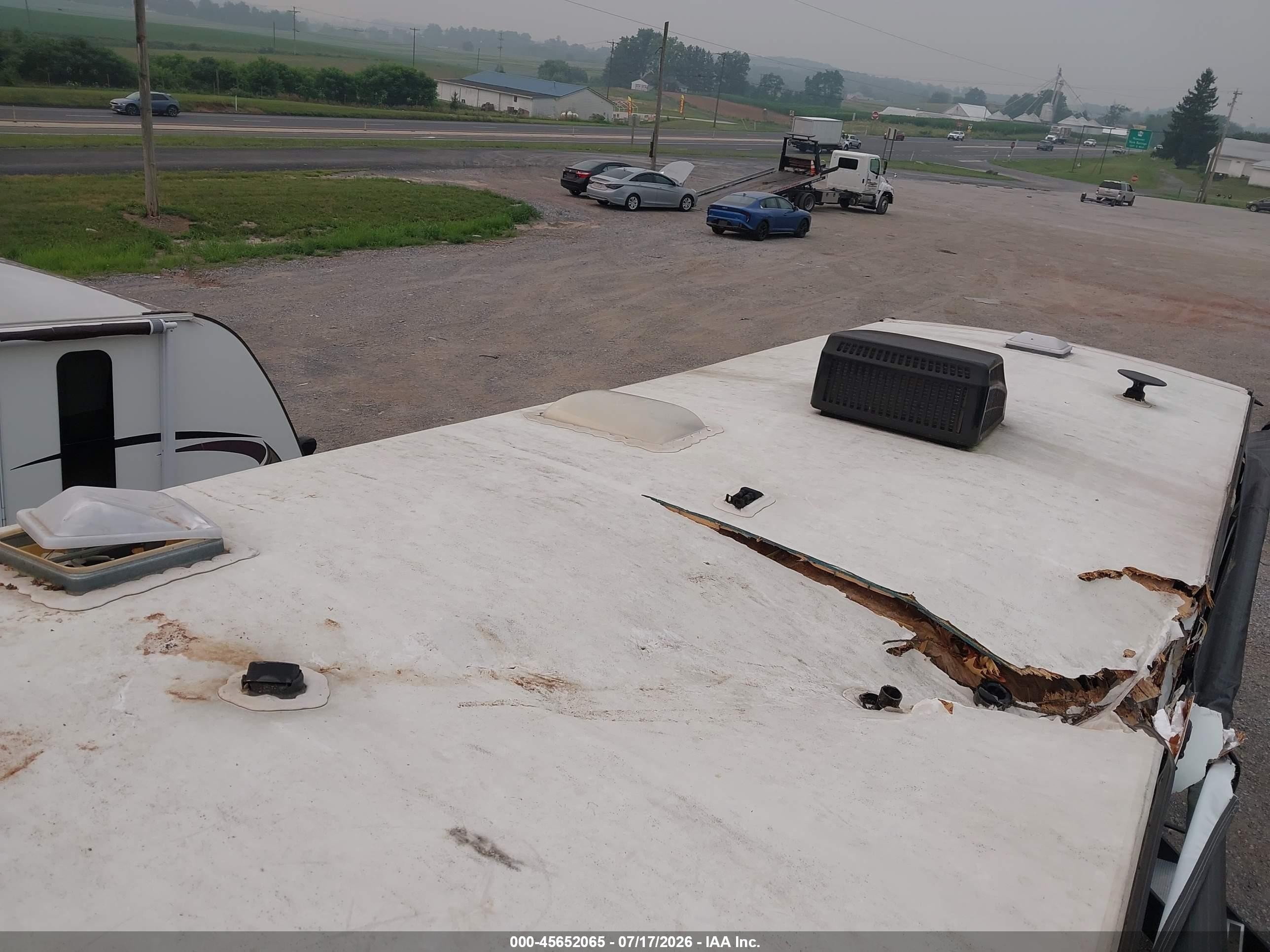 2021 Kz-rv Recreation VIN 4EZT12722M8021533 IAAI salvage auction — Top/Roof, Salvage (Pennsylvania), sold $25 on 2026-09-09 (photo 6)