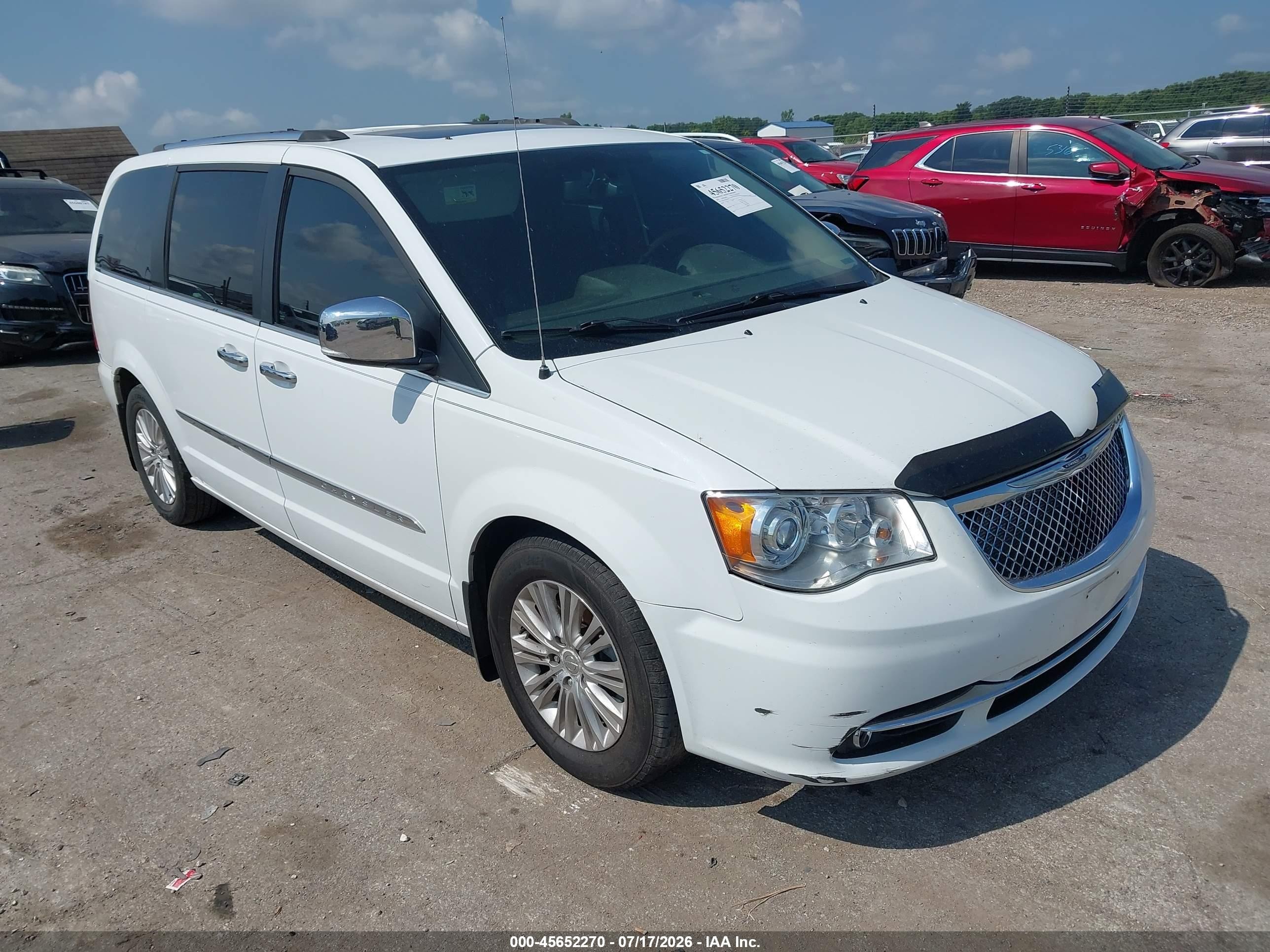 2014 Chrysler Town & country VIN 2C4RC1GG4ER467233 IAAI salvage auction — Front End, Salvage (Illinois), sold $425 on 2026-09-09 (photo 1)