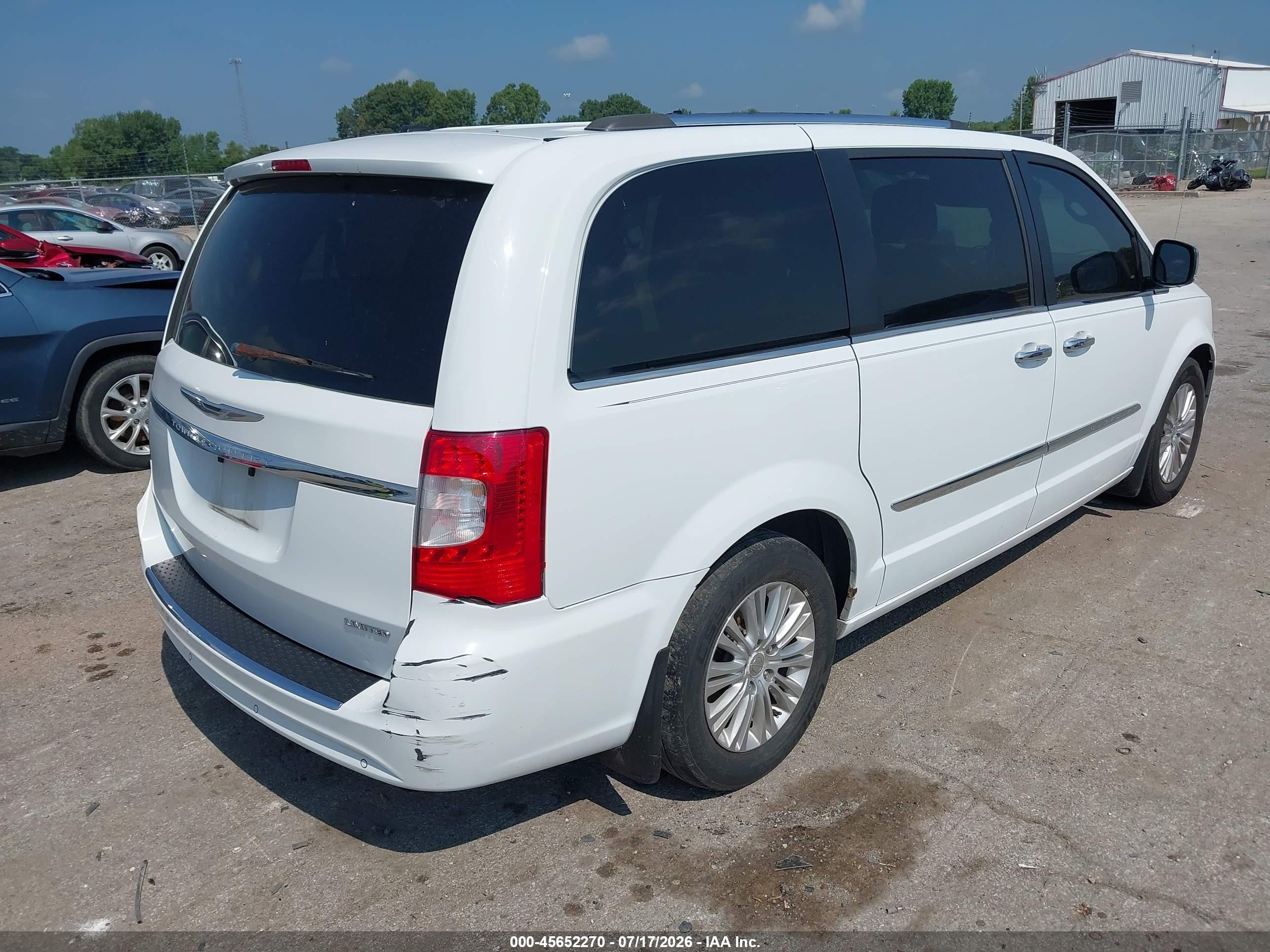 2014 Chrysler Town & country VIN 2C4RC1GG4ER467233 IAAI salvage auction — Front End, Salvage (Illinois), sold $425 on 2026-09-09 (photo 4)