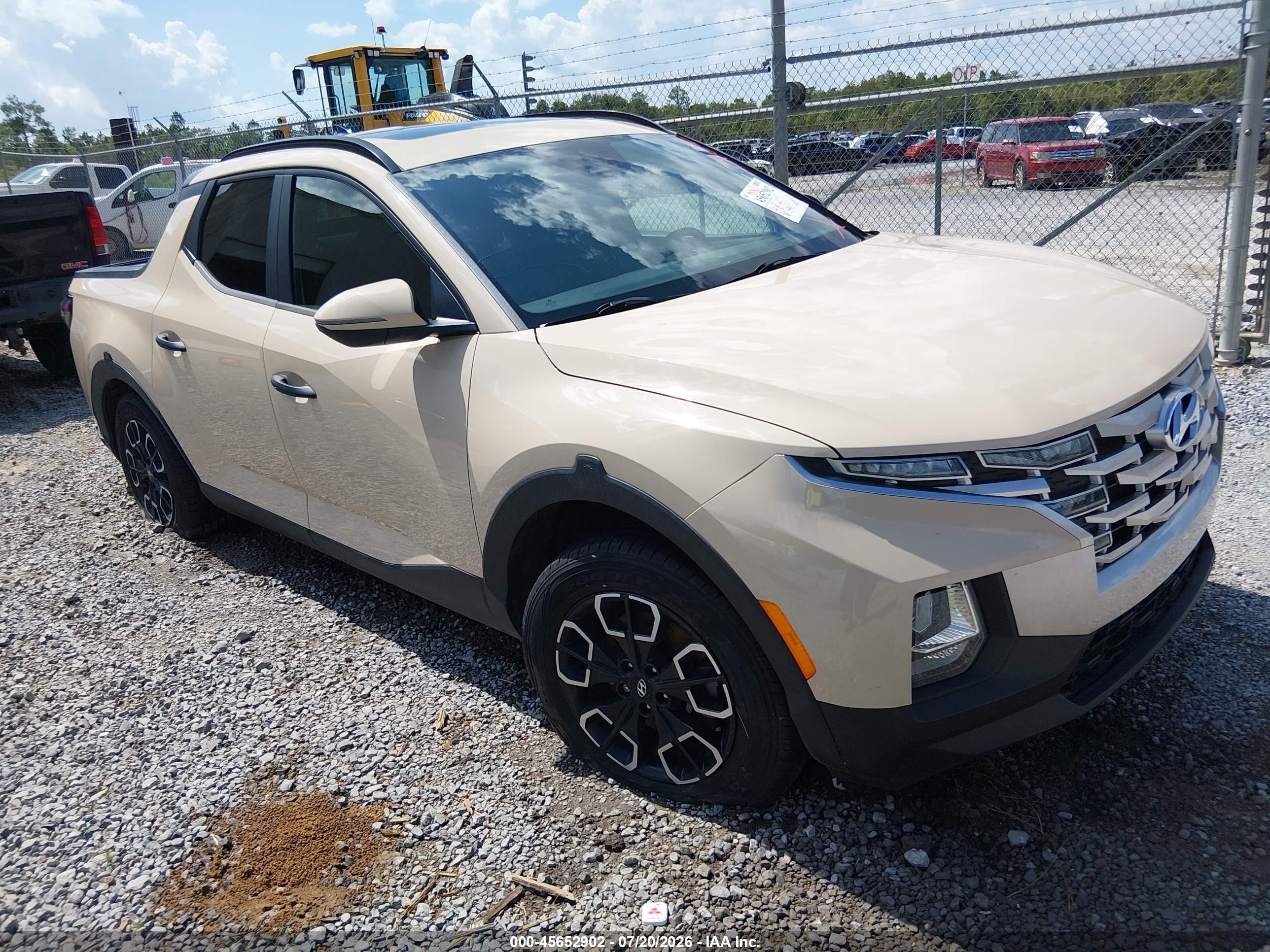 2022 Hyundai Santa Cruz VIN 5NTJC4AE7NH006242 — IAAI salvage auction photo