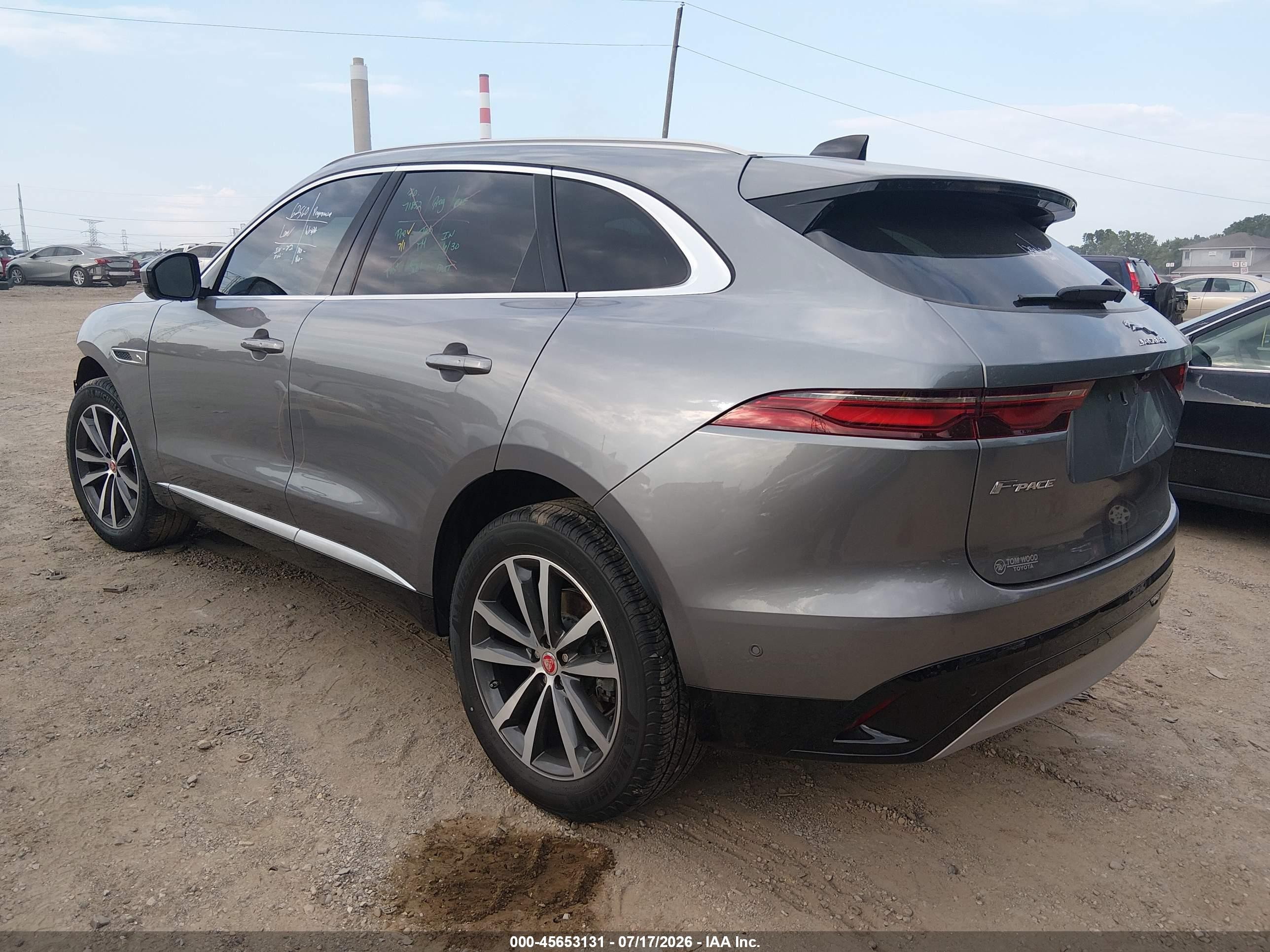 2021 Jaguar F-Pace VIN SADCJ2EX2MA664929 IAAI salvage auction — Front End, Salvage (Indiana), sold $8,200 on 2026-09-12 (photo 3)